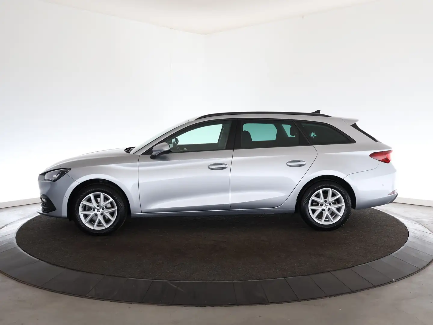 SEAT Leon SPORTSTOURER 1.0 TSI 81kW Style Business Intense Gris - 2