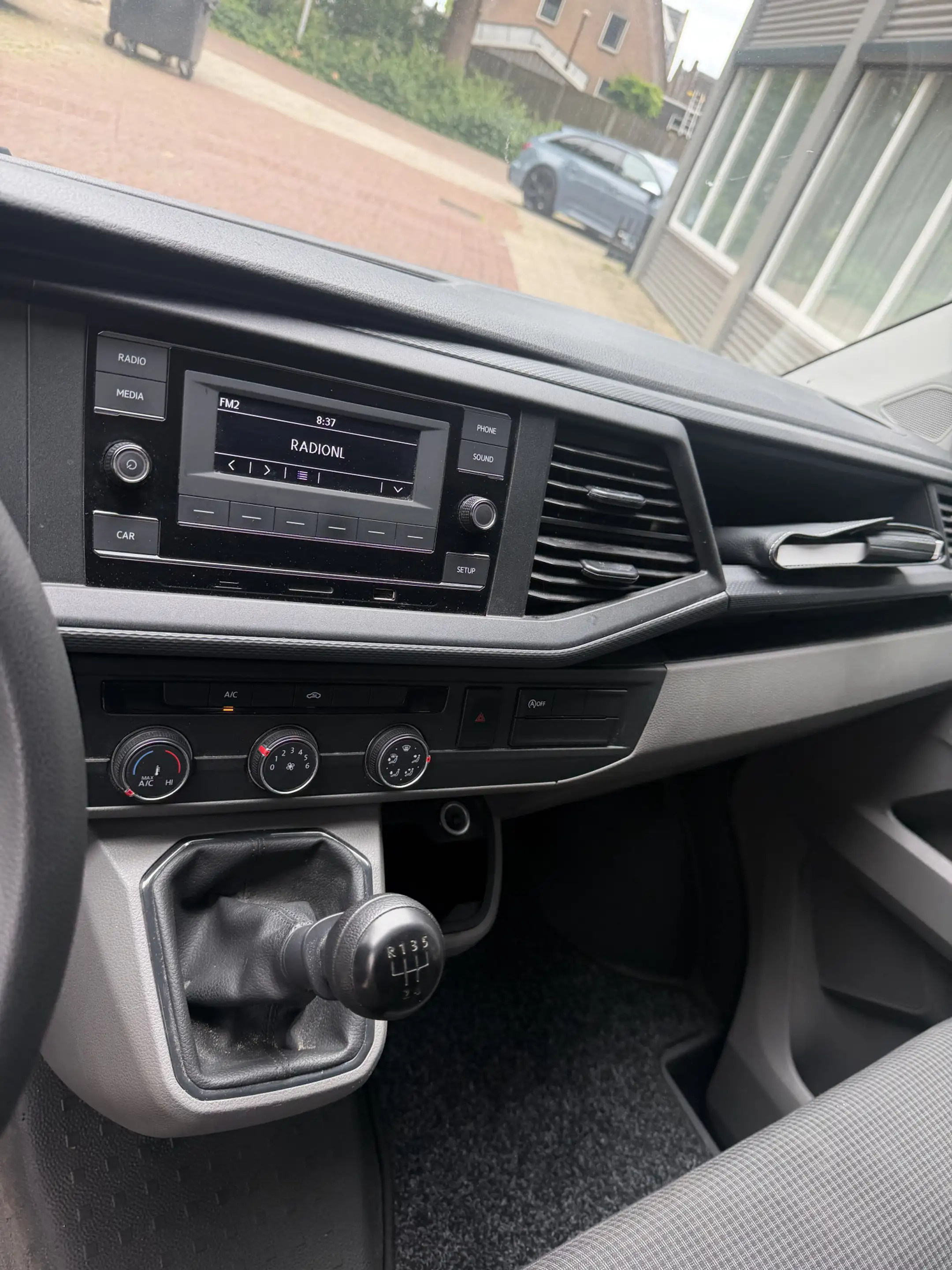 Volkswagen T6.1 Transporter 2.0 TDI L2H3 Bj 2023 Km 37.000 BPM VRIJ APK 07-202 — photo 9