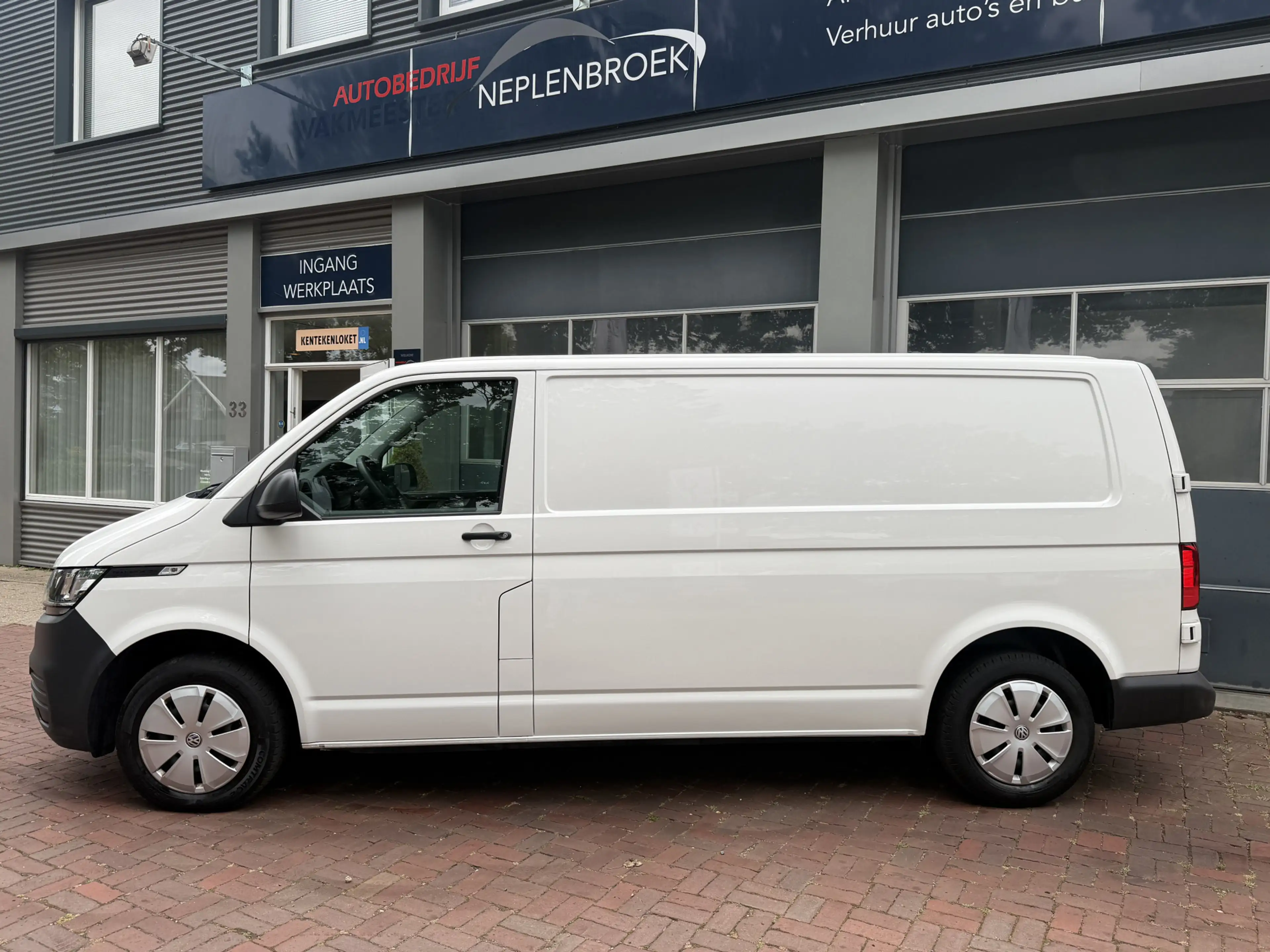 Volkswagen T6.1 Transporter 2.0 TDI L2H3 Bj 2023 Km 37.000 BPM VRIJ APK 07-202 — photo 3