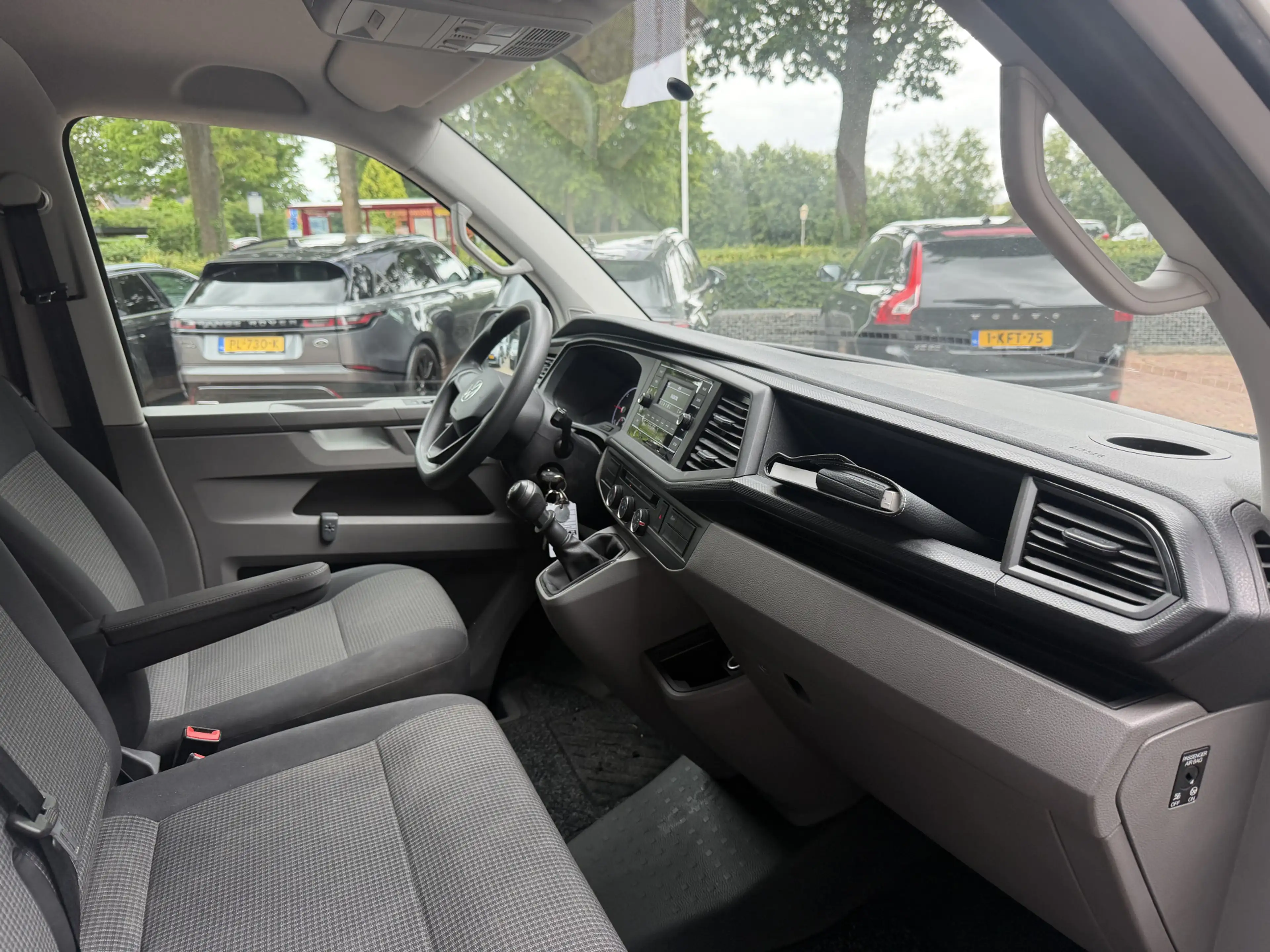 Volkswagen T6.1 Transporter 2.0 TDI L2H3 Bj 2023 Km 37.000 BPM VRIJ APK 07-202 — photo 23