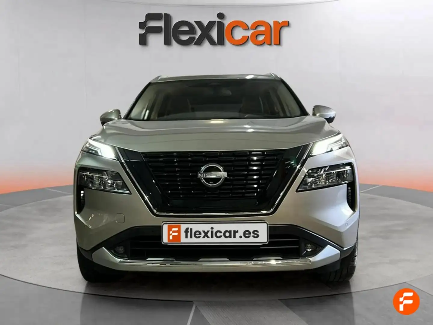 Nissan X-Trail 5pl 1.5 e-POWER 152kW 4x2 A/T Tekna Gris - 2