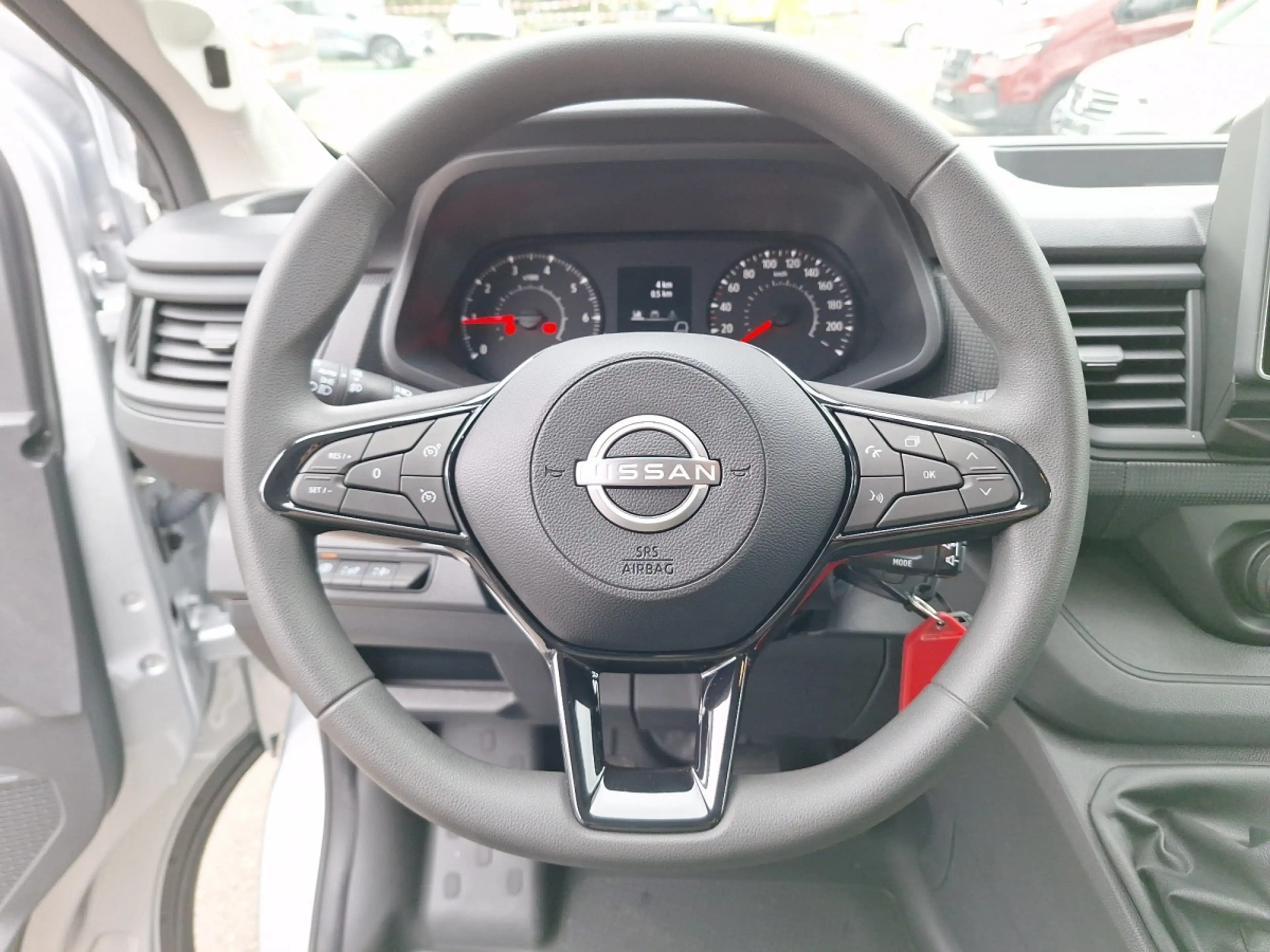 Nissan Primastar Acenta L1H1 dCi 150PS 9-Sitzer — photo 13