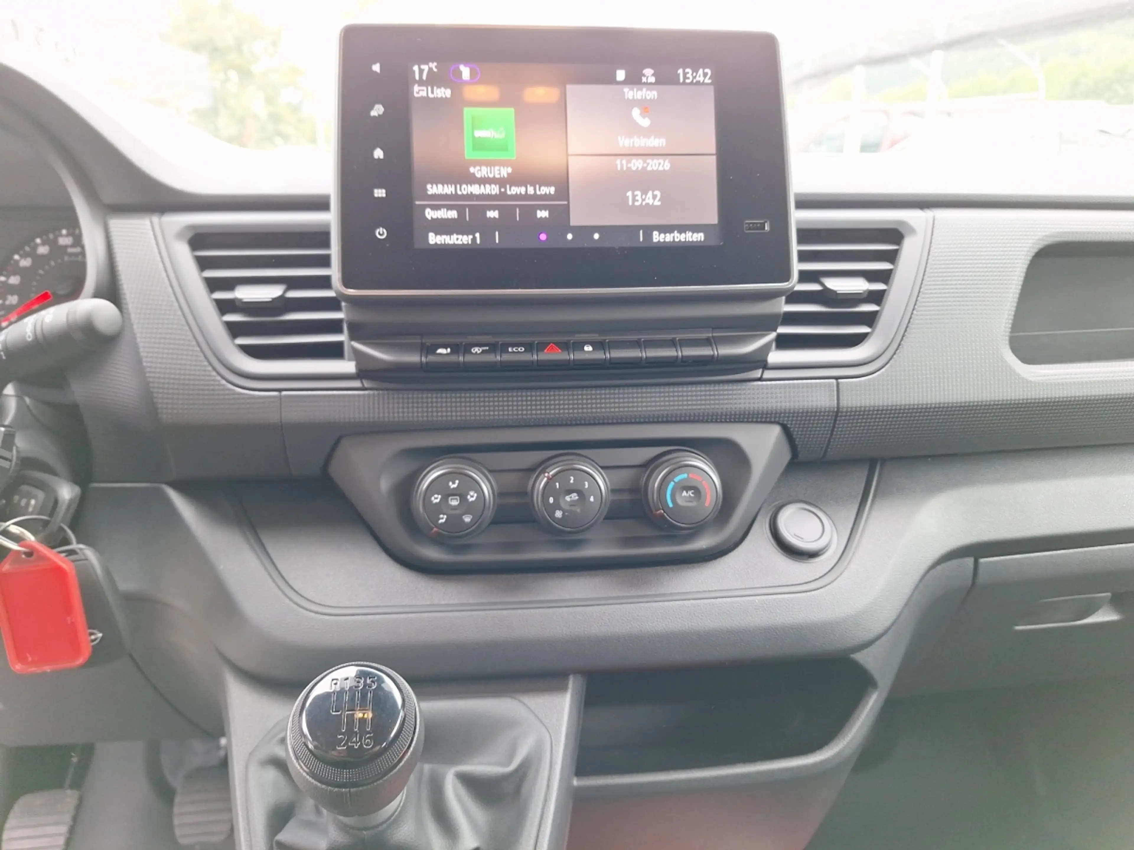 Nissan Primastar Acenta L1H1 dCi 150PS 9-Sitzer — photo 9