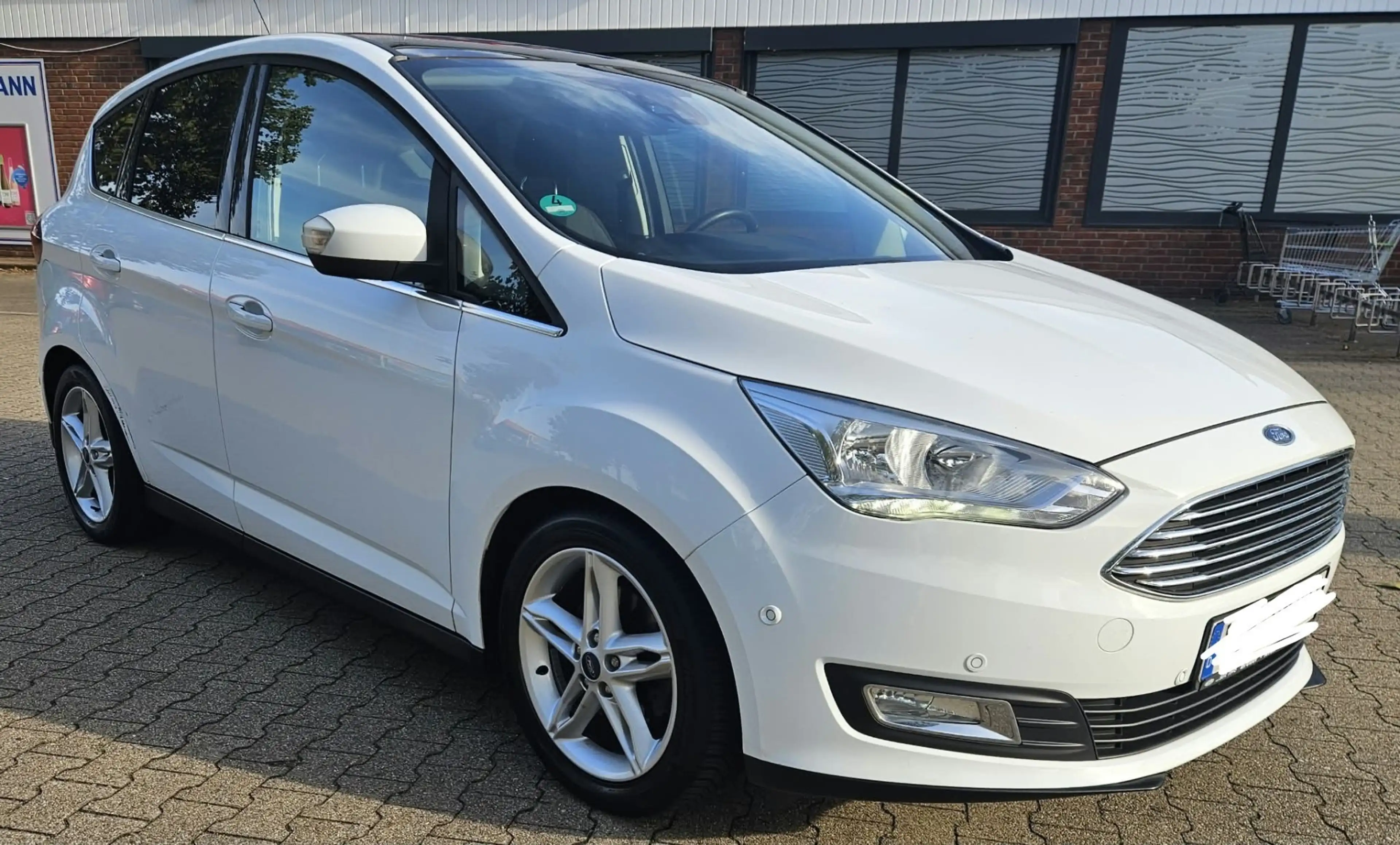 Ford C-Max Titanium — photo 2