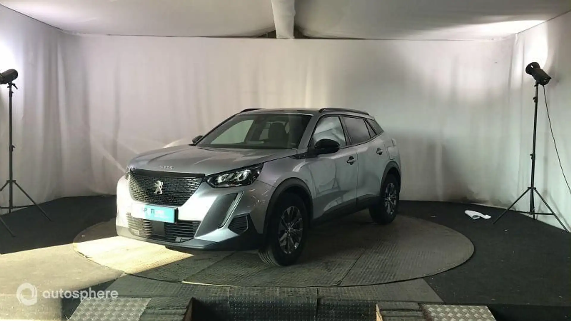 Peugeot 2008 1.2 PureTech 100ch S\u0026S Style - 1