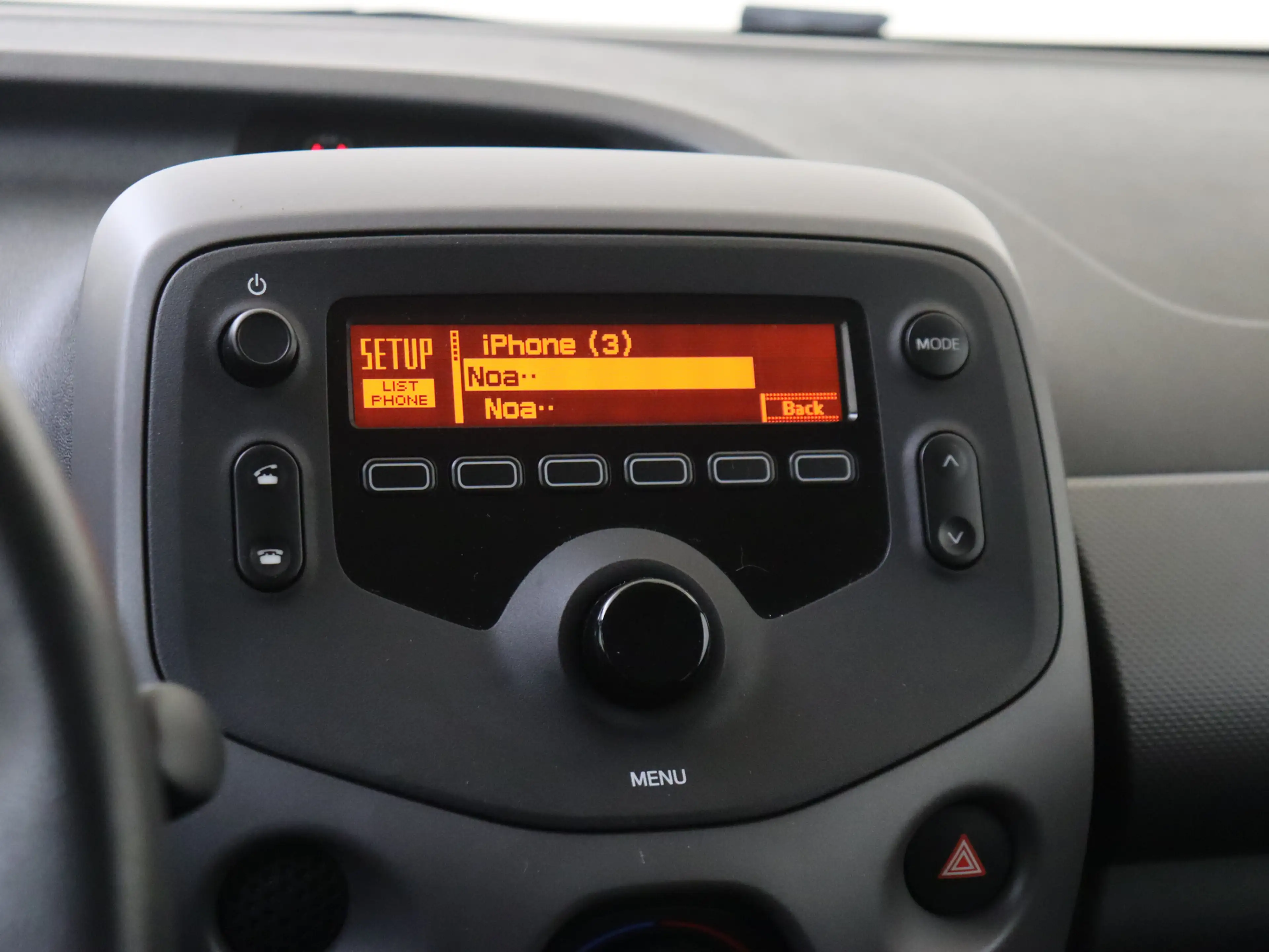 Peugeot 108 1.0 e-VTi Active — photo 15