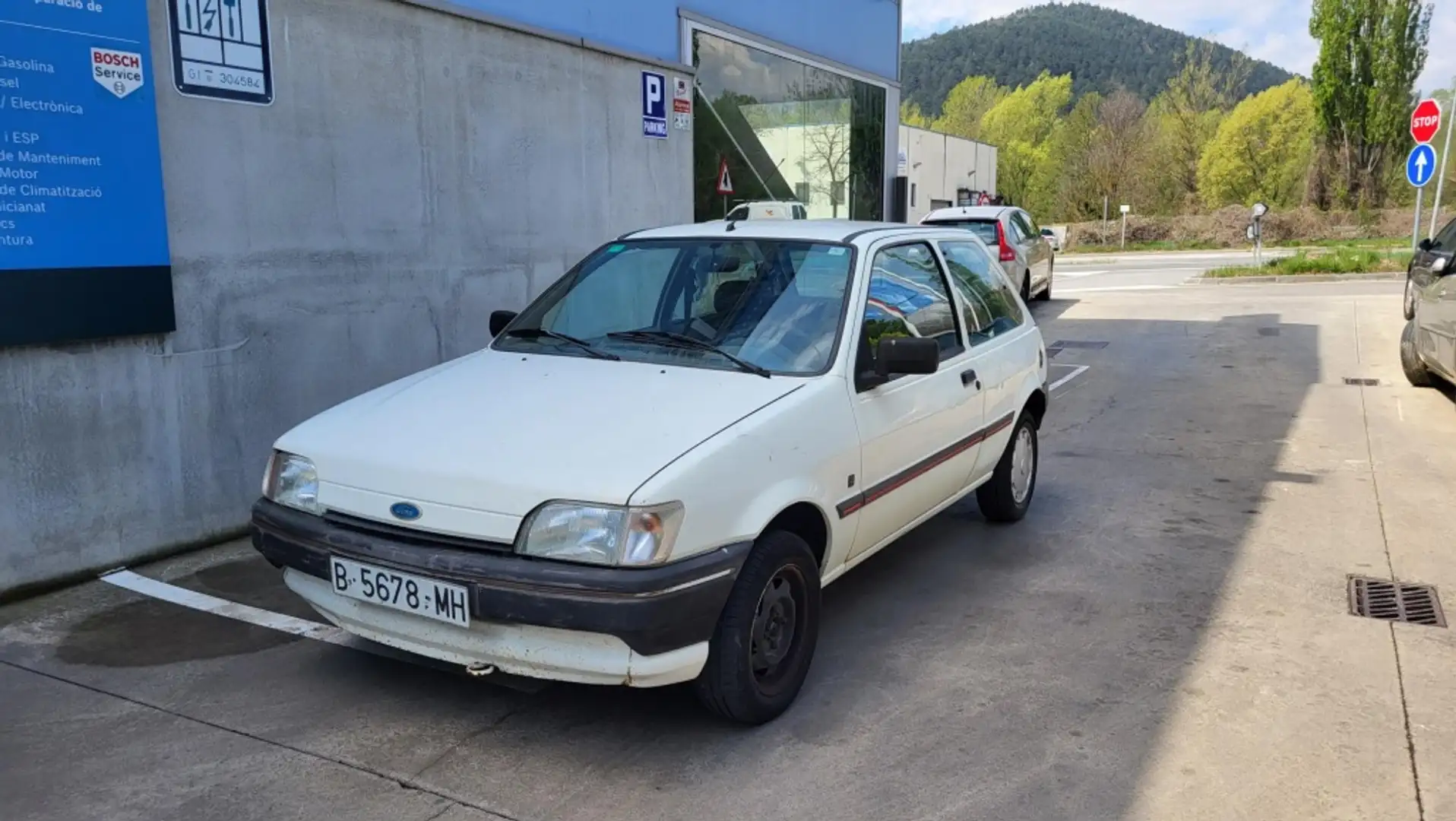 Ford Fiesta 1.1 CLX / CL Weiß - 2