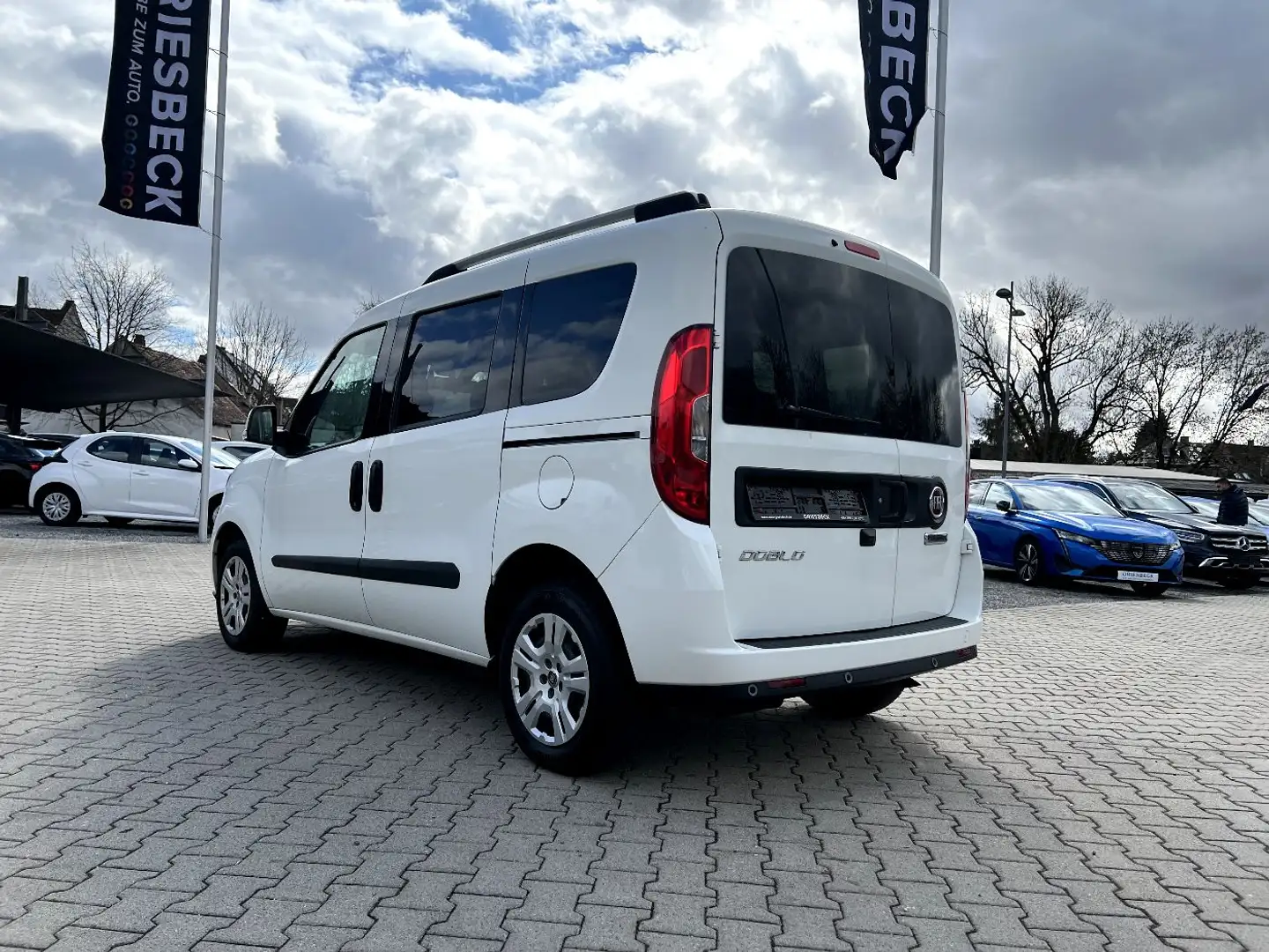 Fiat Doblo Kombi SX 1.6 Multijet *Navi PDC NS Sitzh.* Blanco - 2