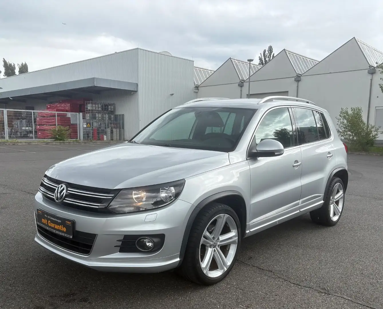 Volkswagen Tiguan Sport &Style 4Motion R-Line Black Edition Plateado - 1