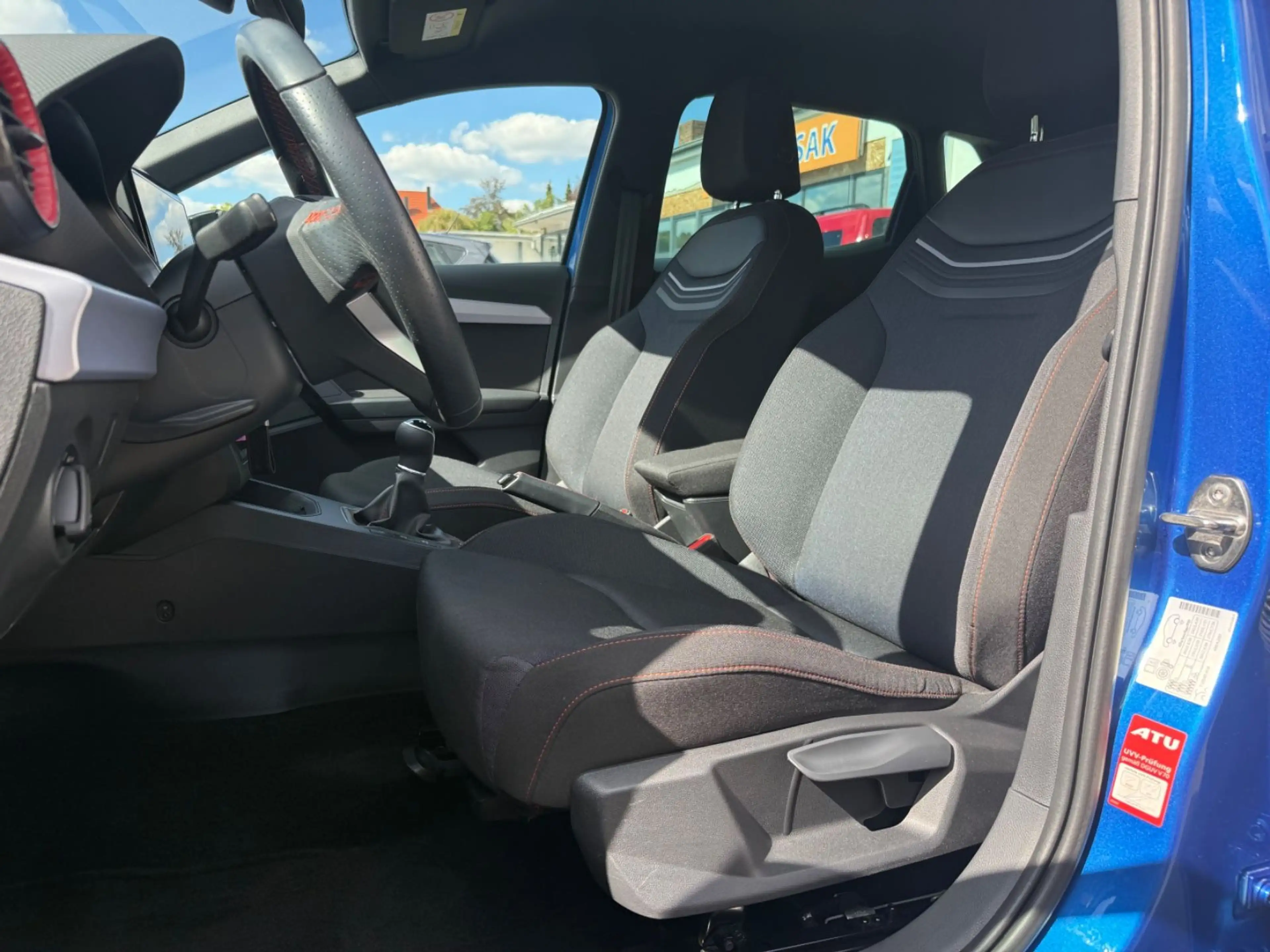 SEAT Ibiza FR 1.0 TSI LED RFK Navi Sportfahrwerk 18" — photo 9