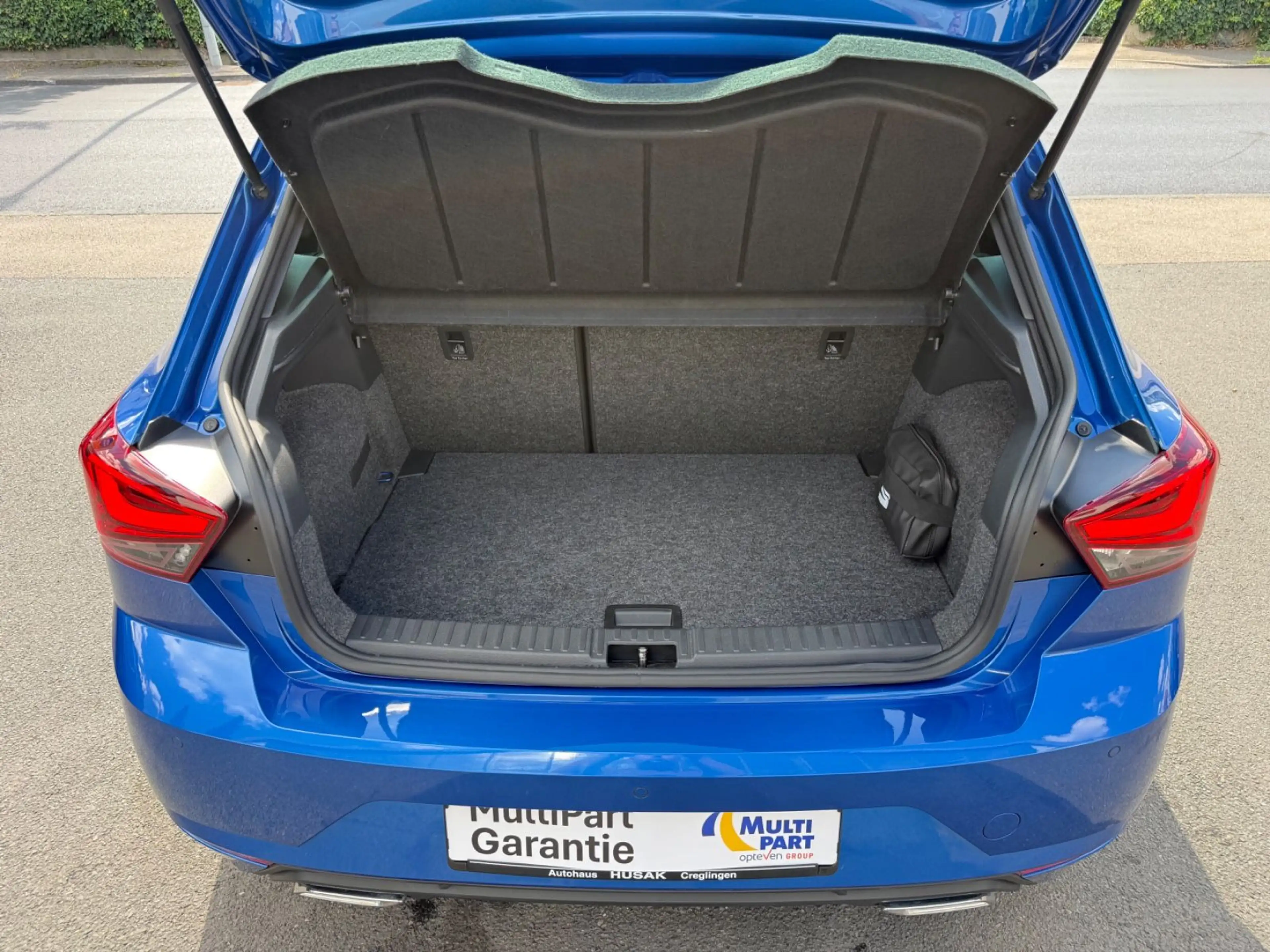 SEAT Ibiza FR 1.0 TSI LED RFK Navi Sportfahrwerk 18" — photo 16
