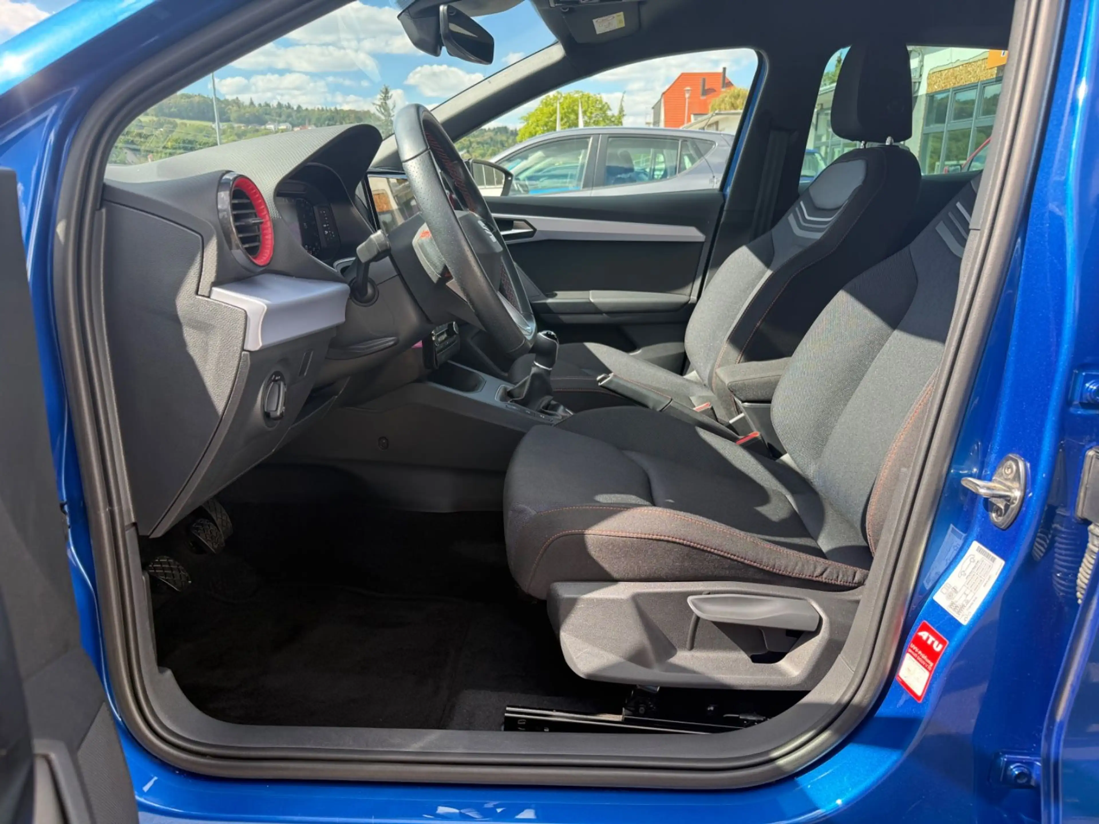 SEAT Ibiza FR 1.0 TSI LED RFK Navi Sportfahrwerk 18" — photo 8