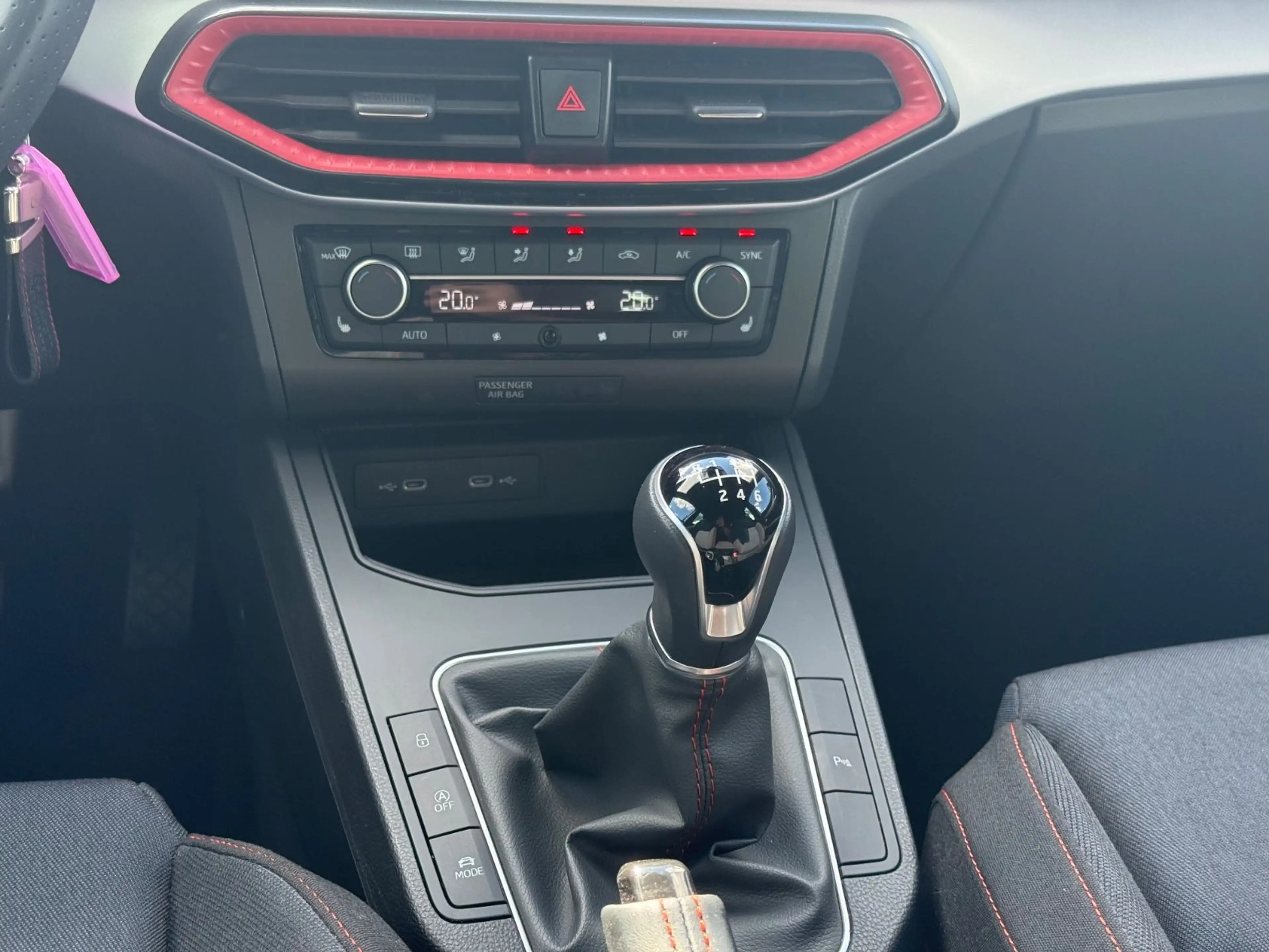 SEAT Ibiza FR 1.0 TSI LED RFK Navi Sportfahrwerk 18" — photo 12