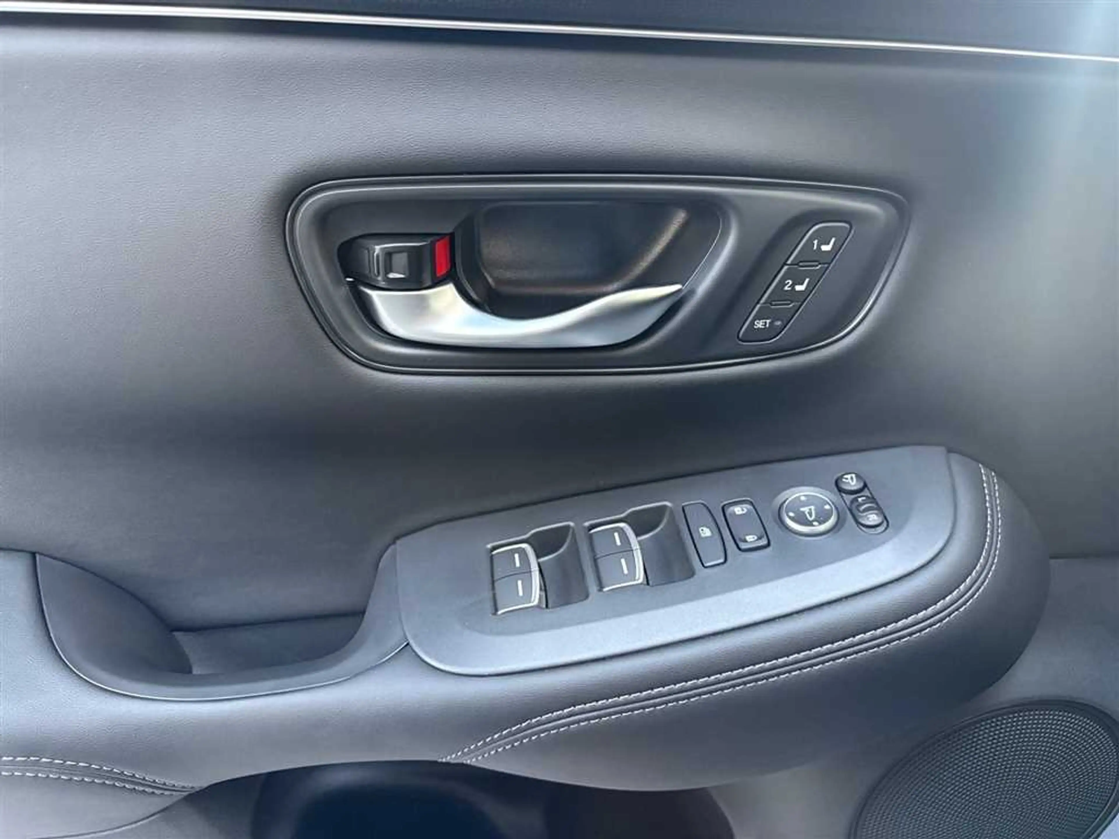 Honda ZR-V e:HEV Advance 8 Jahre Garantie — photo 11
