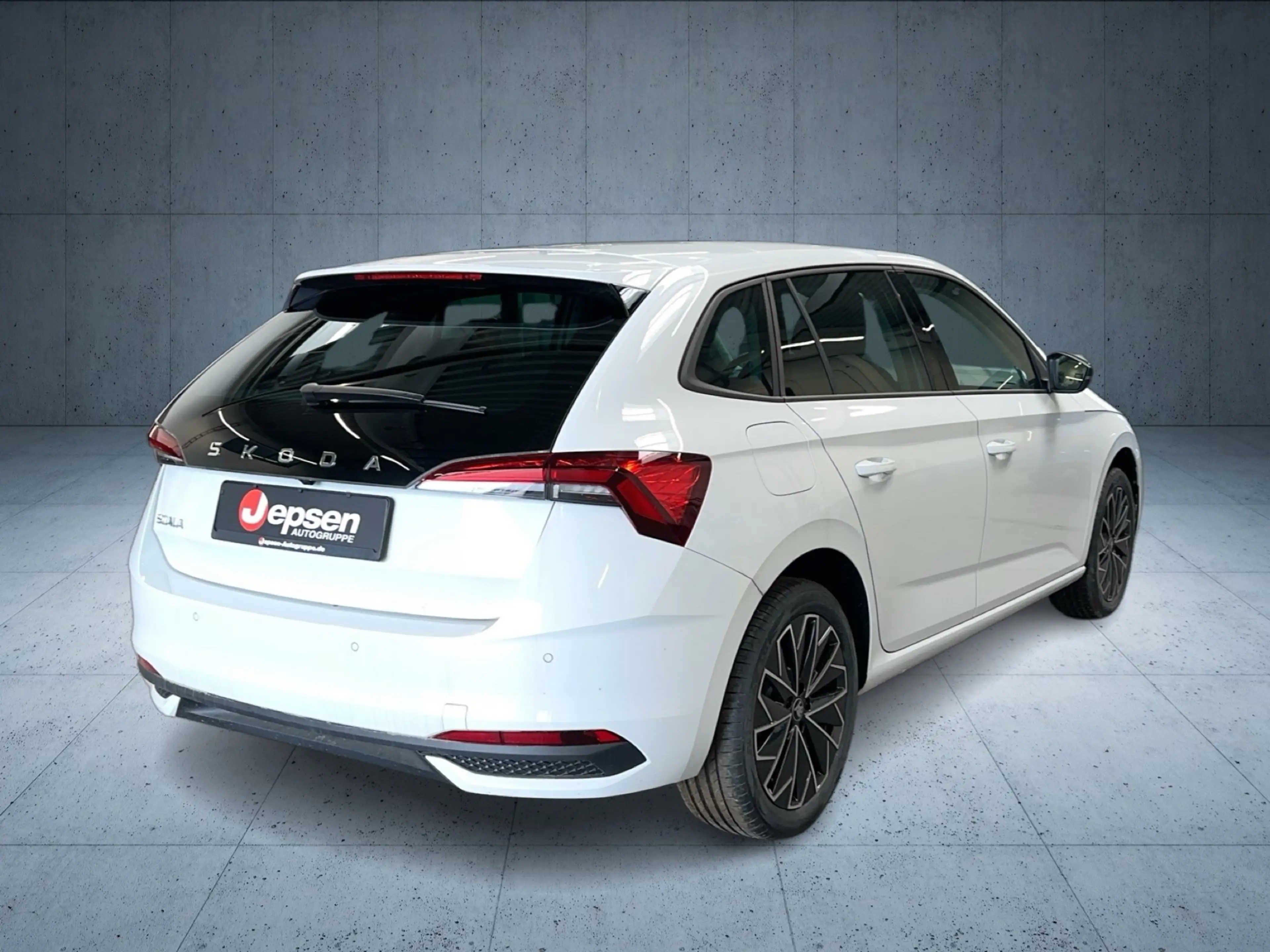 Skoda Scala Balance 1,5l TSI DSG AHK/BLACK/NAVI/ACC — photo 5
