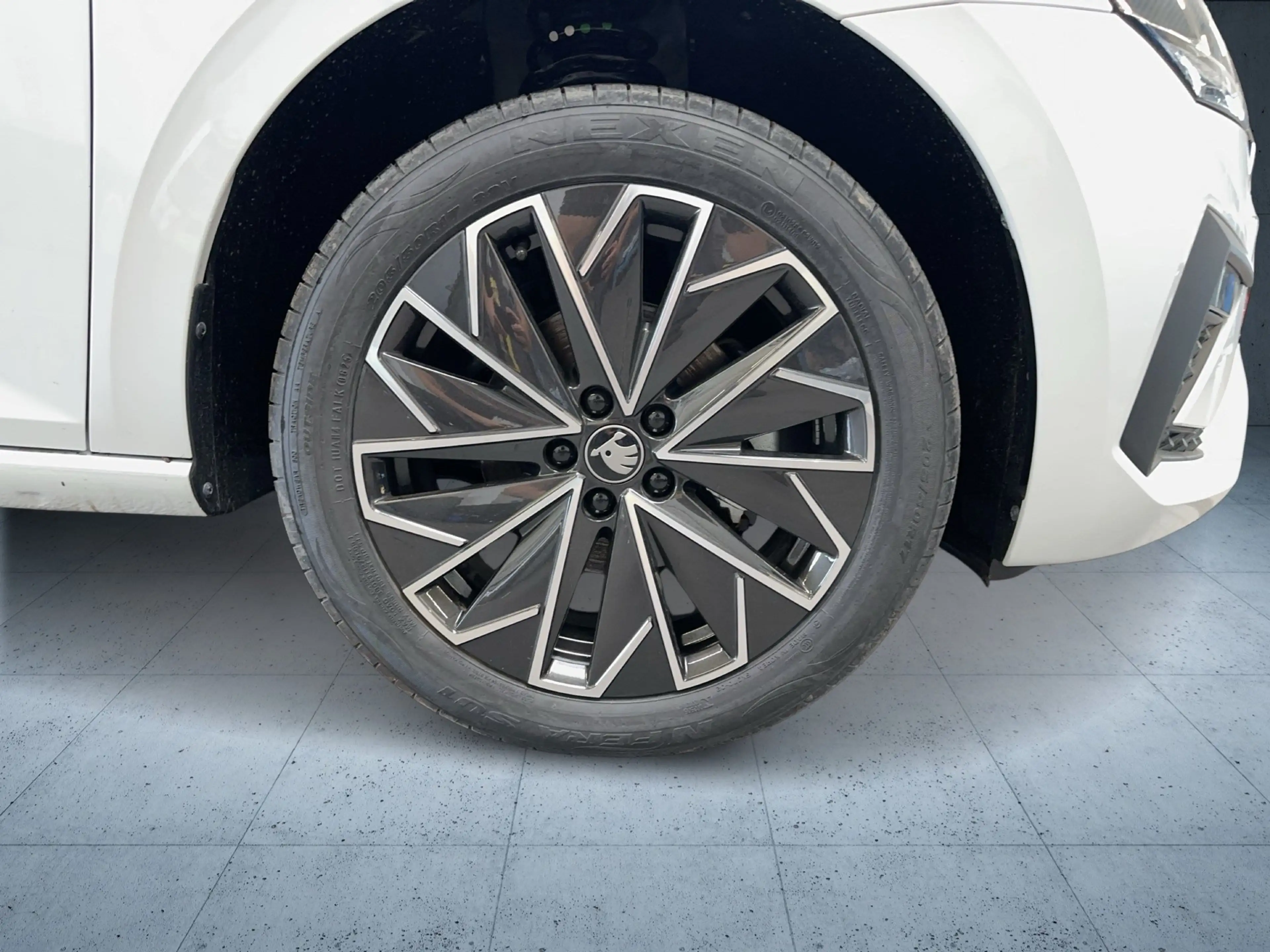 Skoda Scala Balance 1,5l TSI DSG AHK/BLACK/NAVI/ACC — photo 7