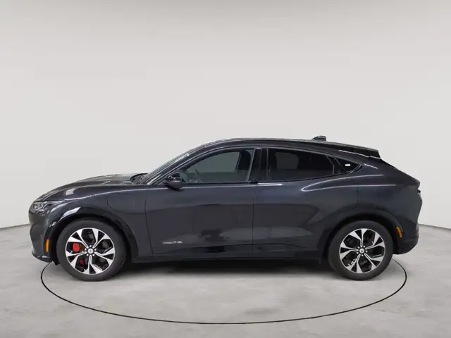 Ford Mustang view 6
