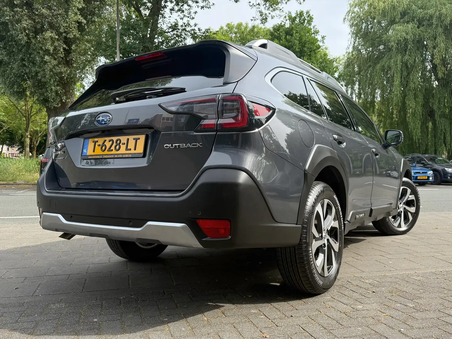 Subaru OUTBACK 2.5i 169PK AWD CVT Premium | Leder | Navi | Schuif Gris - 2
