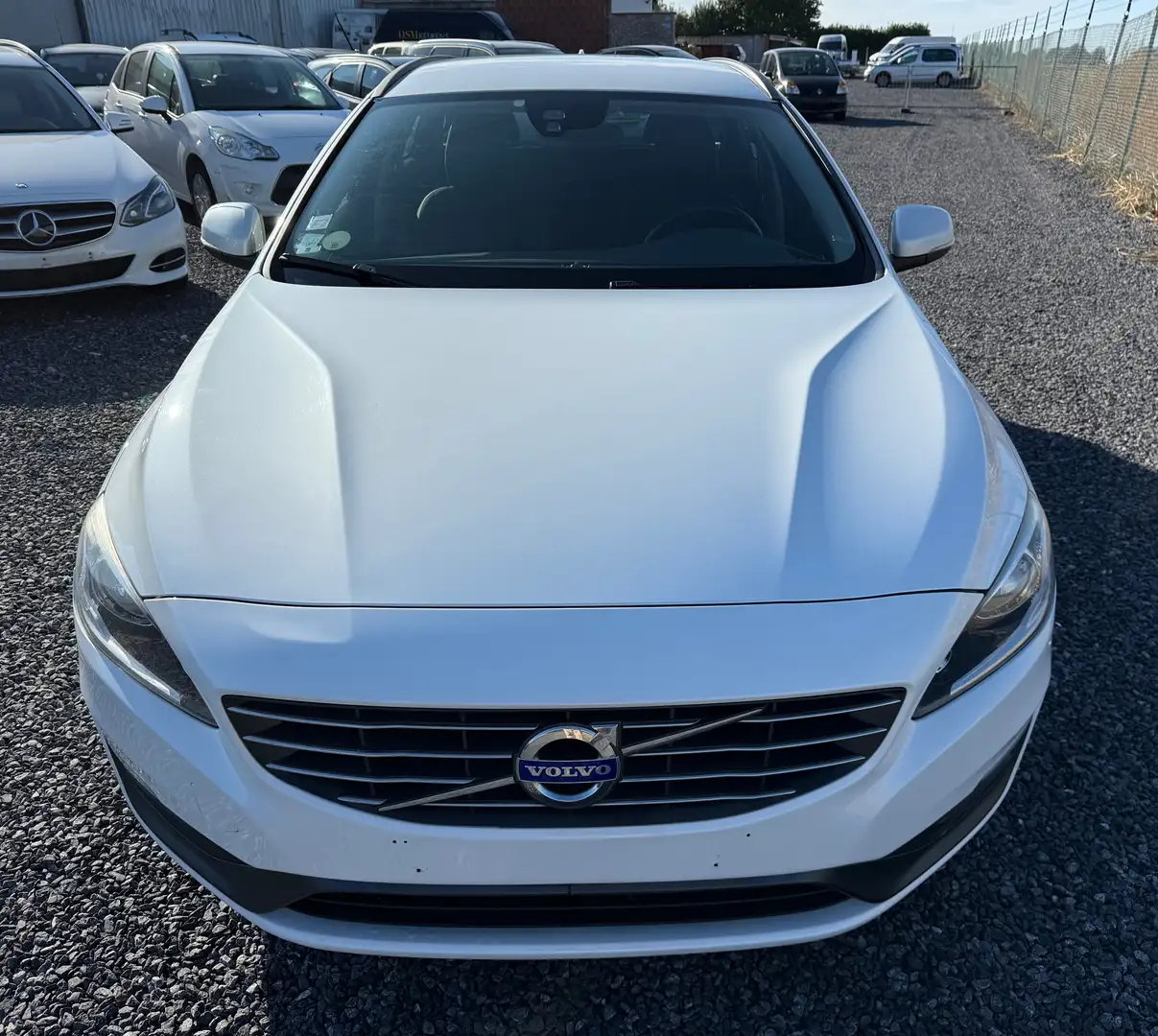 Volvo V60 V60 1.6 D2 Momentum ((Pret à immatriculer)) Wit - 2