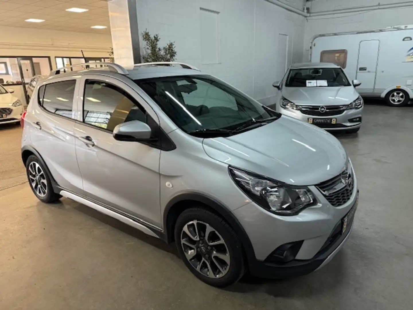 Opel Karl 1.0 Rocks Onl. Ed. Grigio - 2