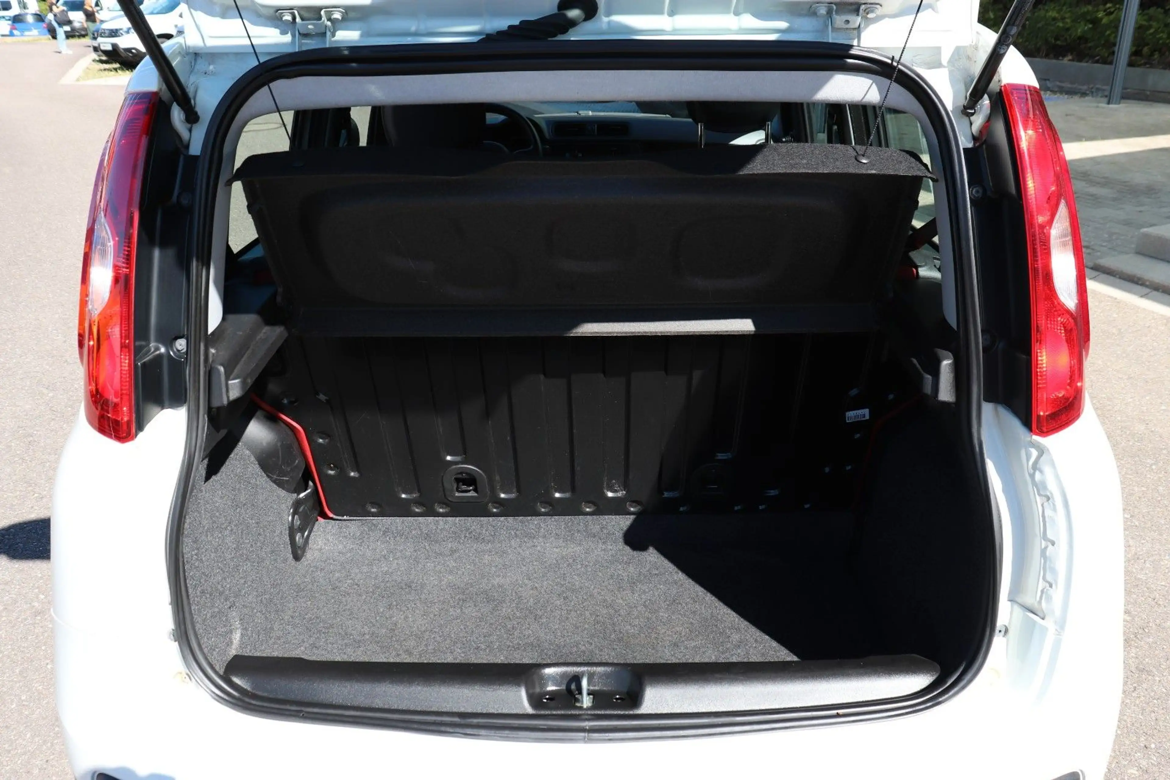 Fiat Panda Pop, Klimaanlage, Audiosystem — photo 12