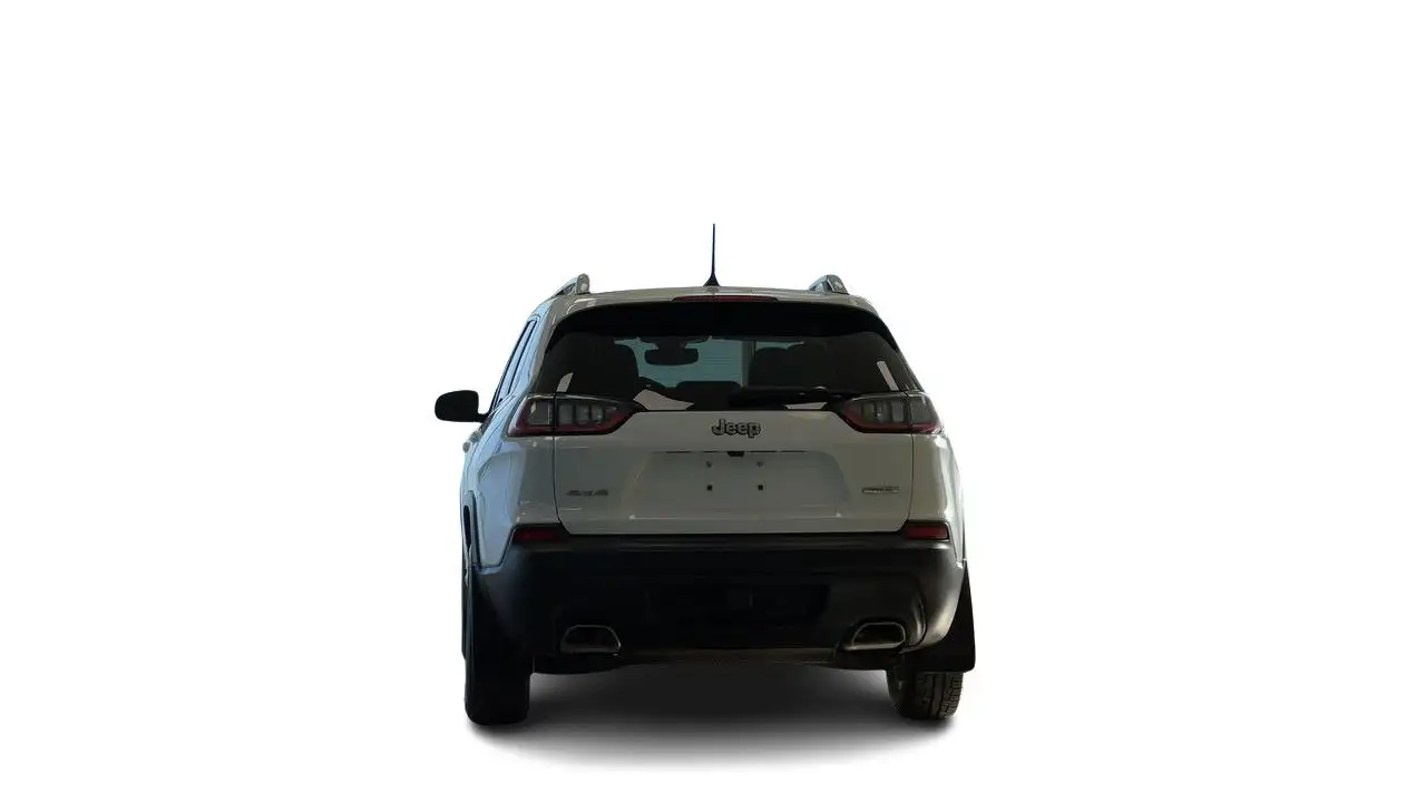 Jeep Cherokee снимка Jeep Cherokee