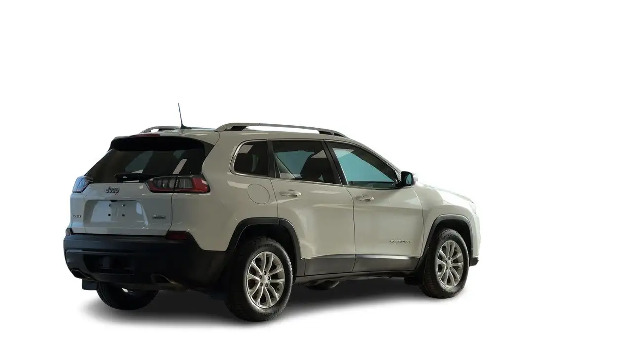Jeep Cherokee снимка Jeep Cherokee