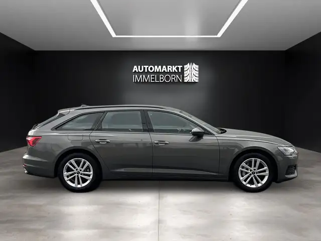 Audi A6 view 8