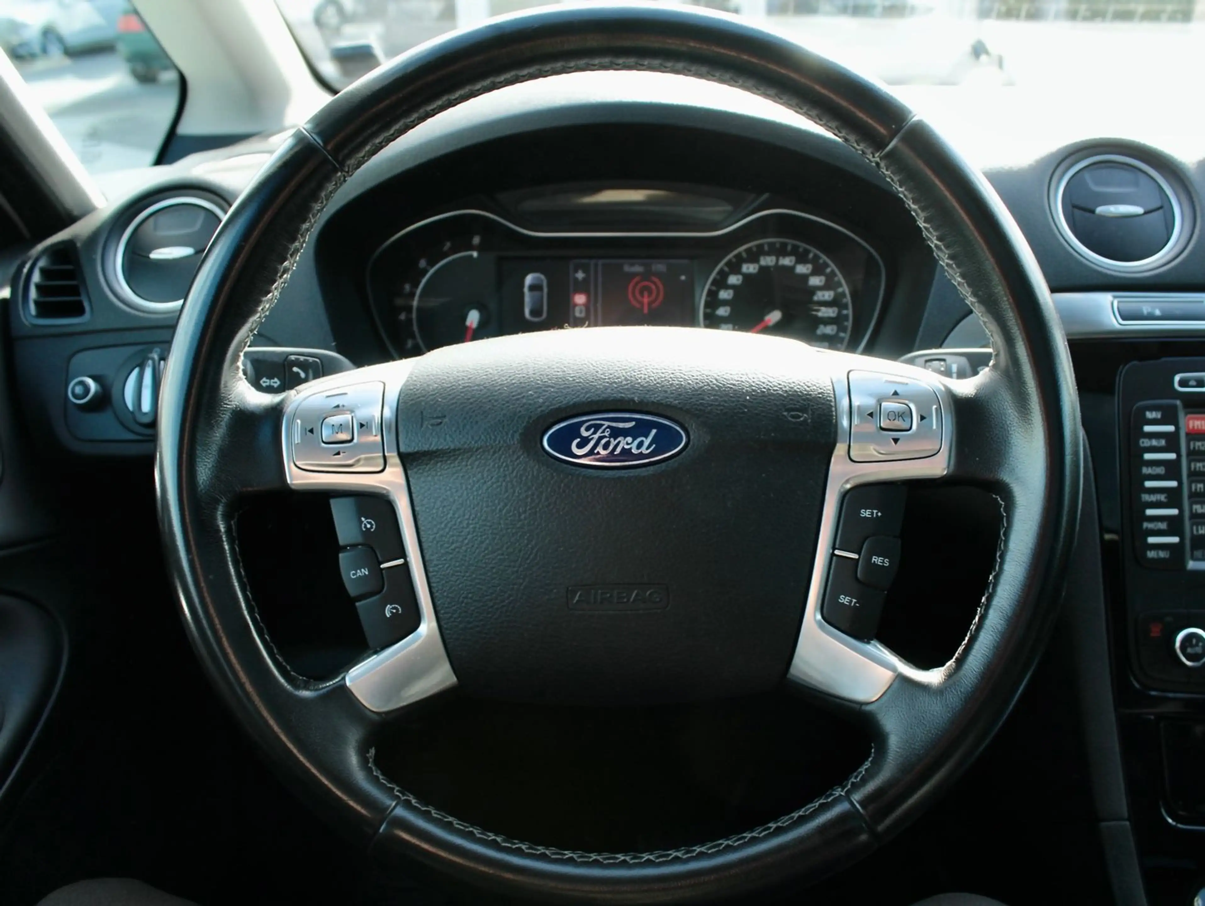 Ford S-Max S-MAX Titanium/LEDER/KAMERA/AHK — photo 9