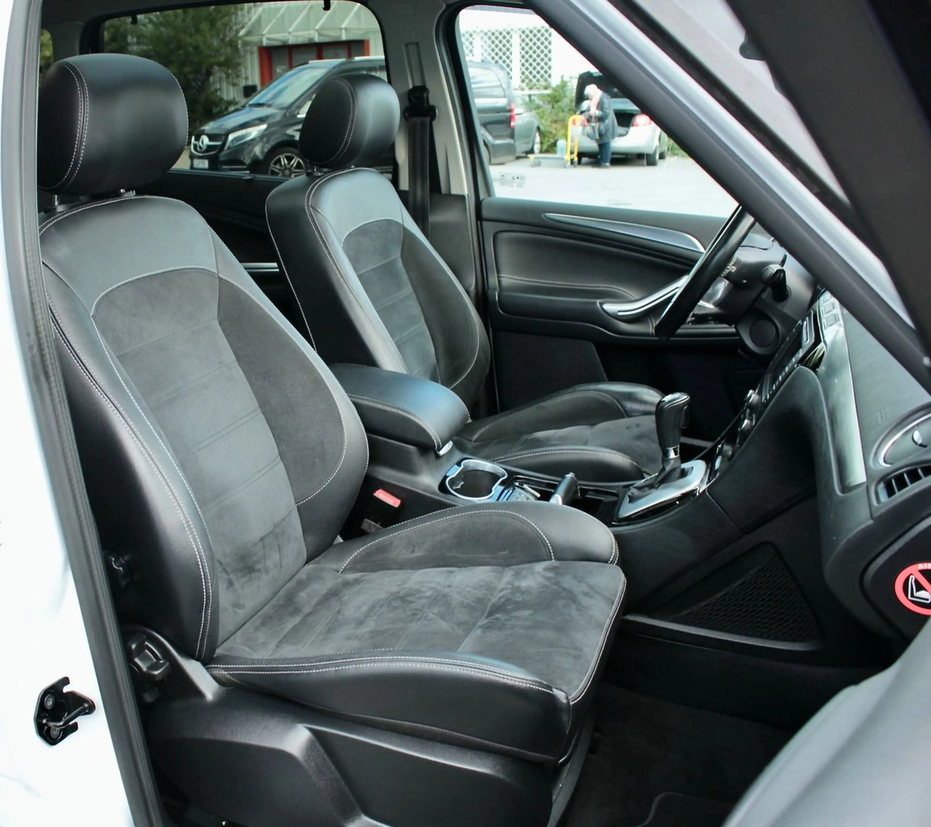 Ford S-Max S-MAX Titanium/LEDER/KAMERA/AHK — photo 12