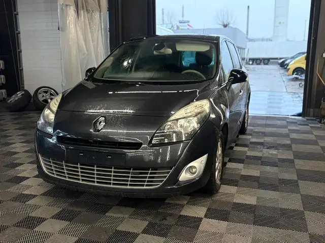 Renault Grand Scenic 1.5 dCi AUTOMATIQUE bj. 2011 5pl. Euro 5 Pano. Dak