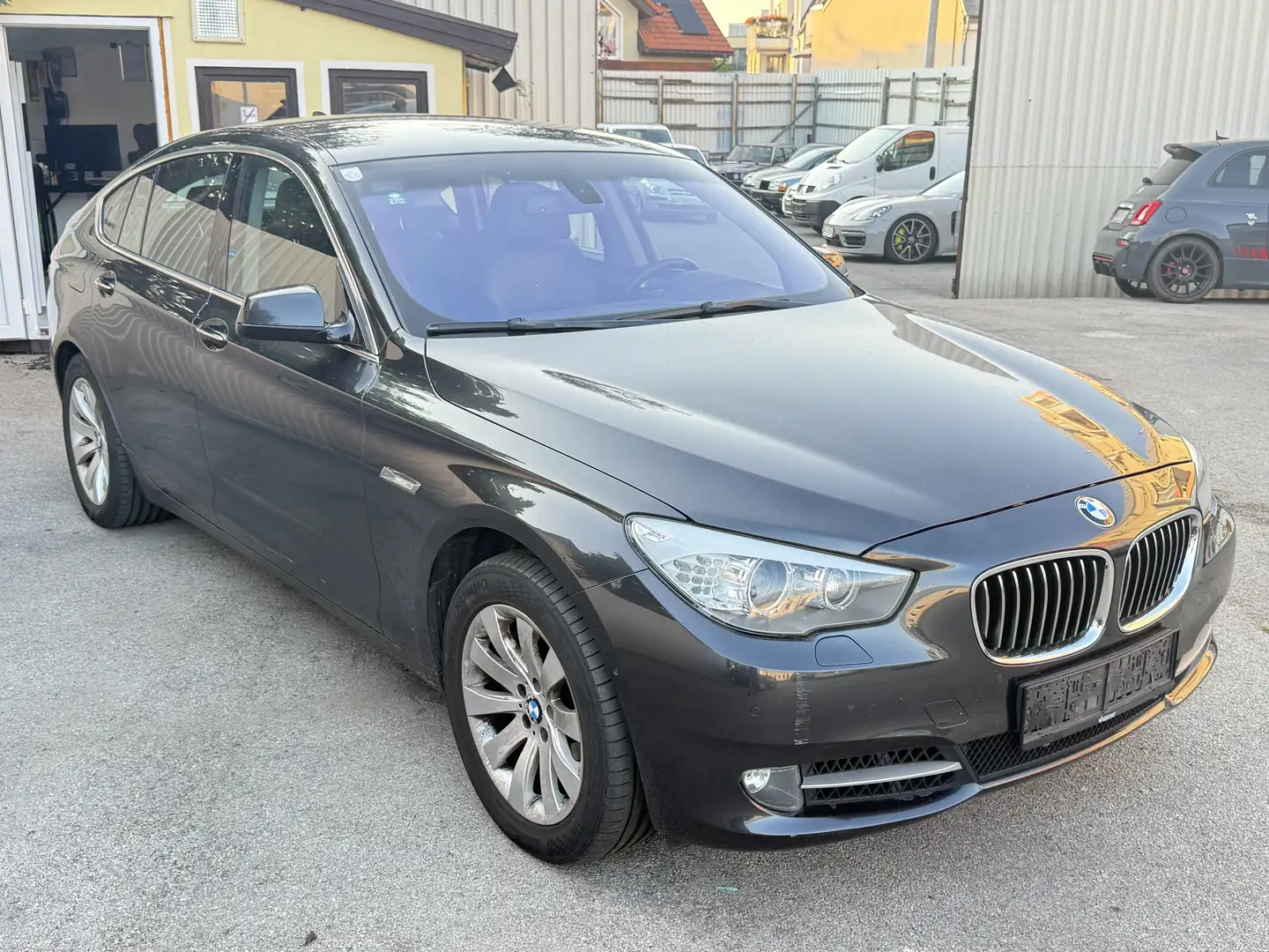 BMW 530 530d Gran Turismo Aut. MOTORSCHADEN - 1