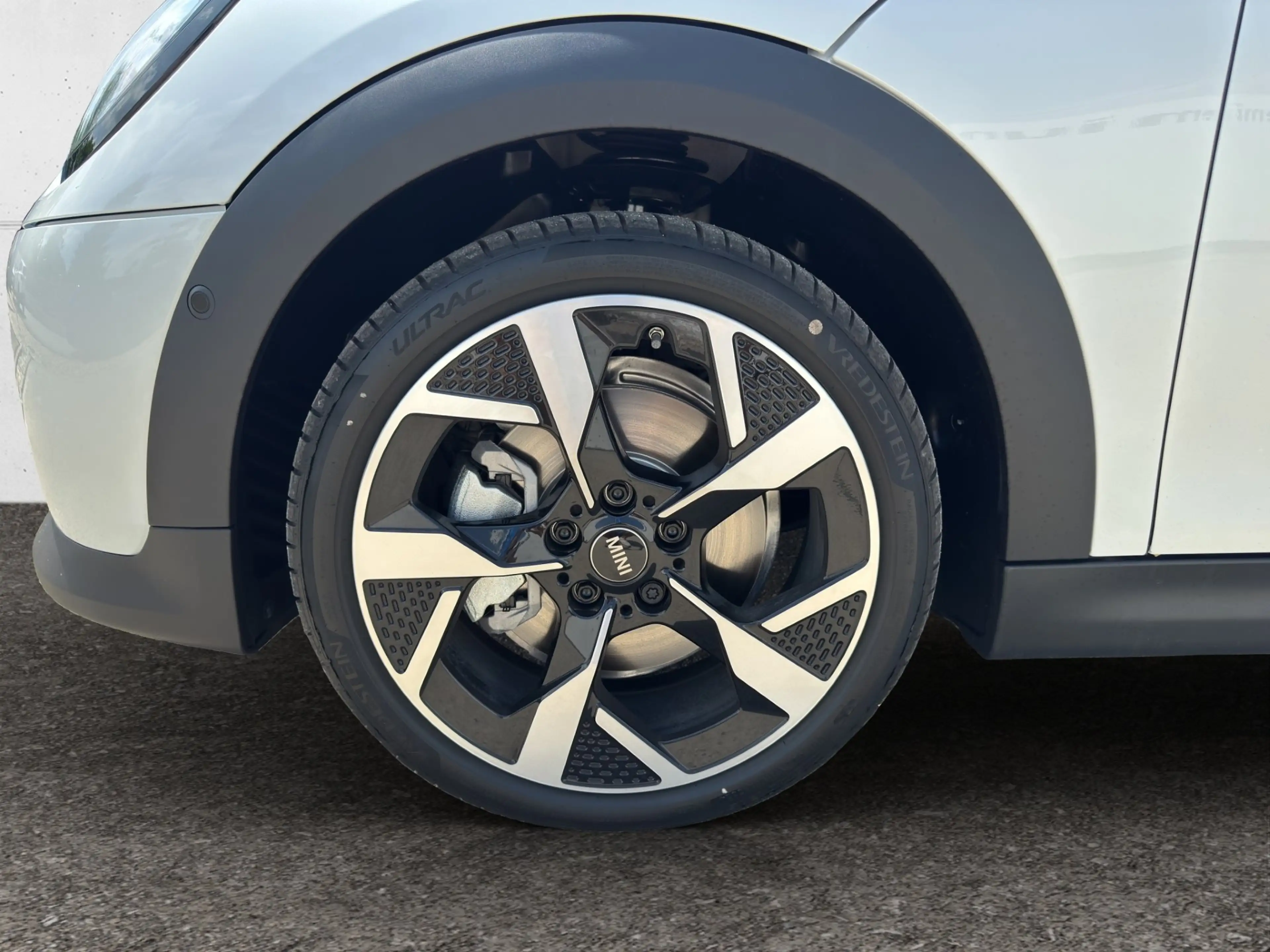 MINI Cooper C — photo 7