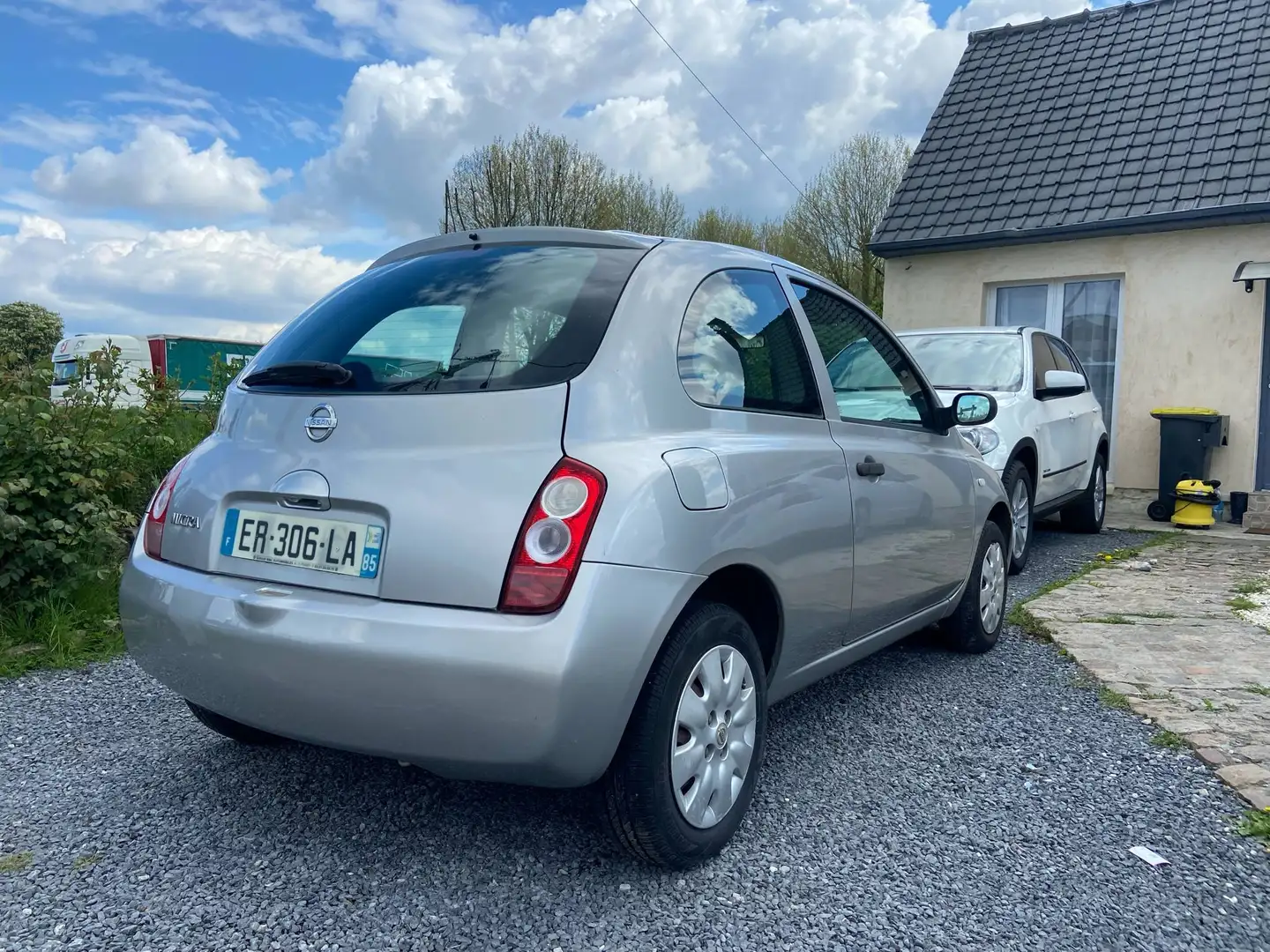 Nissan Micra Micra 1.2i - 65 Opio Argent - 2
