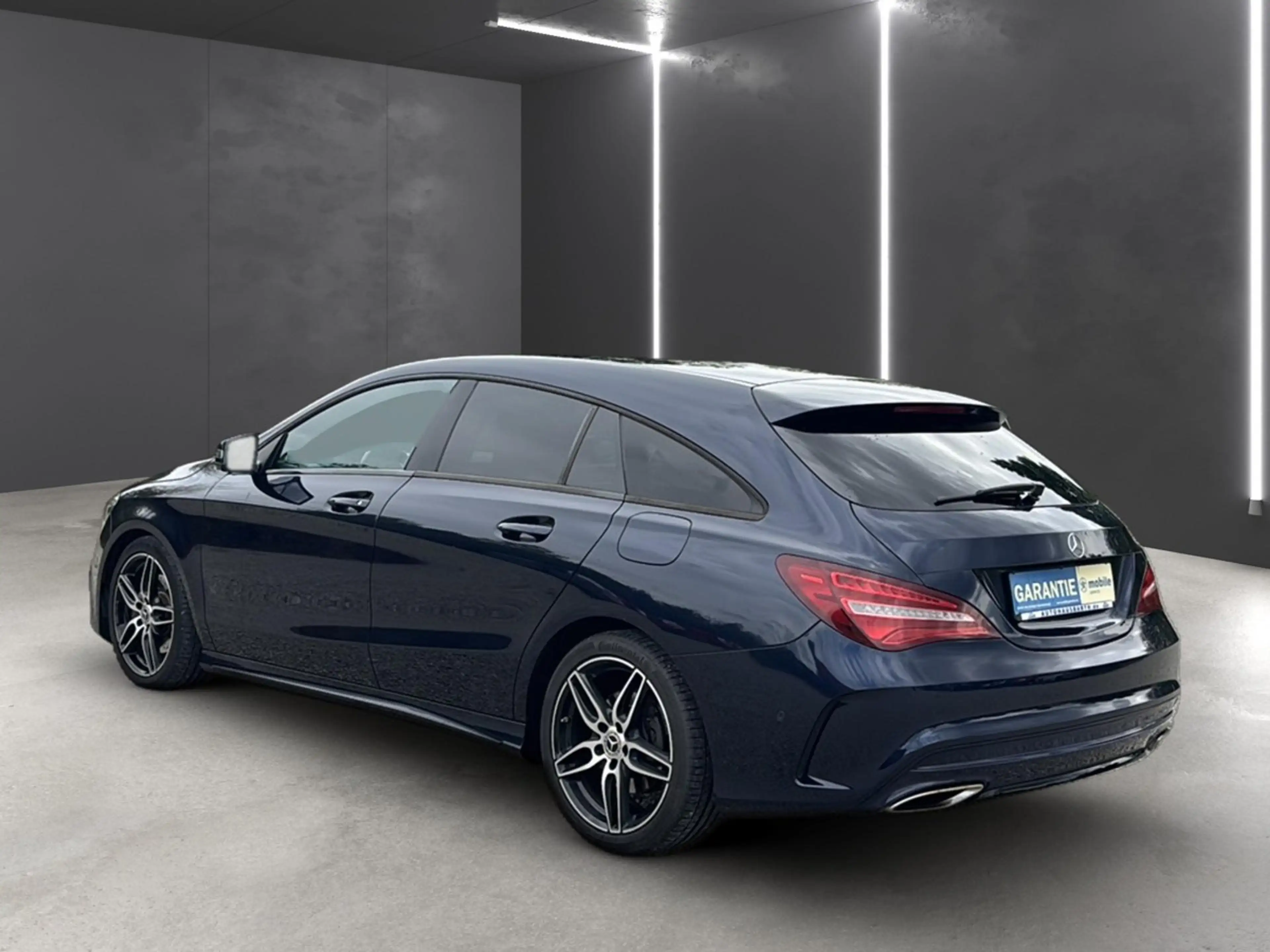Mercedes-Benz CLA 220 AMG Line 4Matic *LED*SHZ*AHZV*NAVI — photo 4
