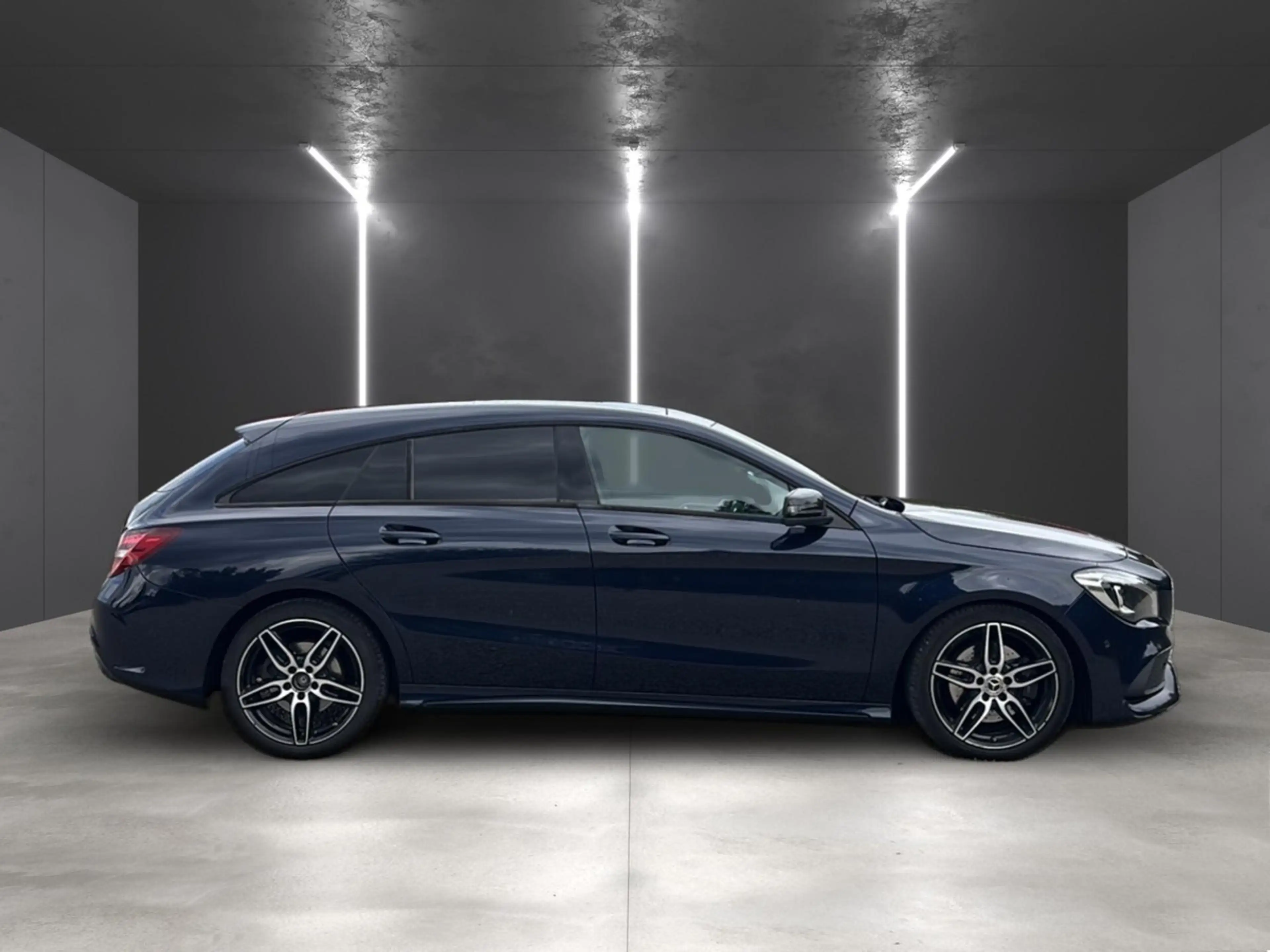 Mercedes-Benz CLA 220 AMG Line 4Matic *LED*SHZ*AHZV*NAVI — photo 7