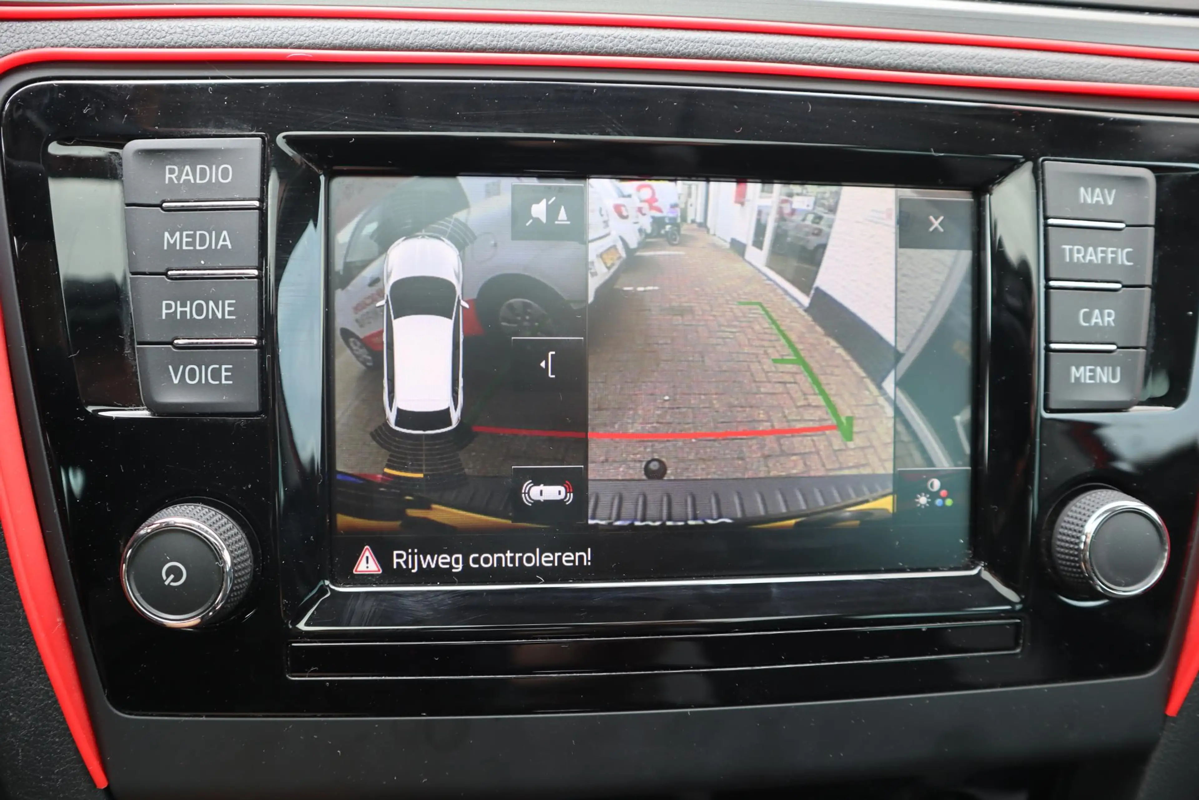 Skoda Rapid/Spaceback SPEEDBACK 1.2 TSI GREENTECH JOY PANORAMADAK|TREKHA — photo 24