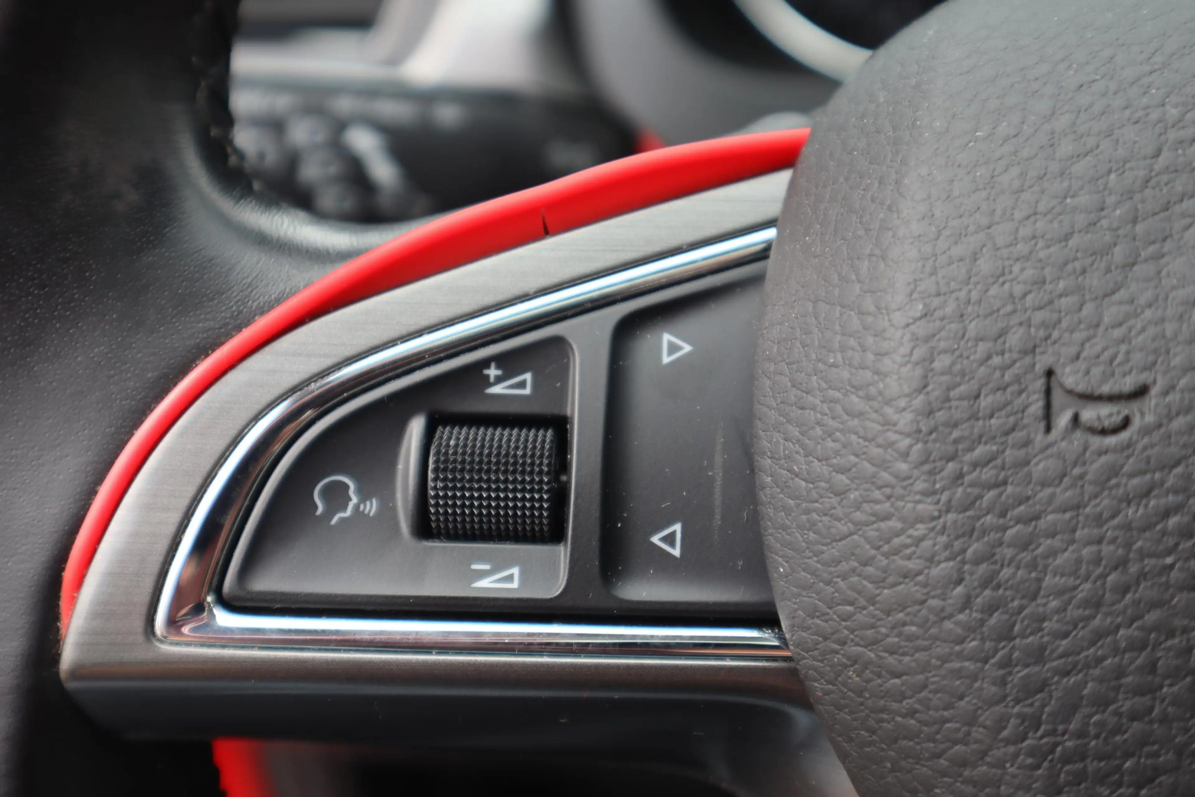 Skoda Rapid/Spaceback SPEEDBACK 1.2 TSI GREENTECH JOY PANORAMADAK|TREKHA — photo 11