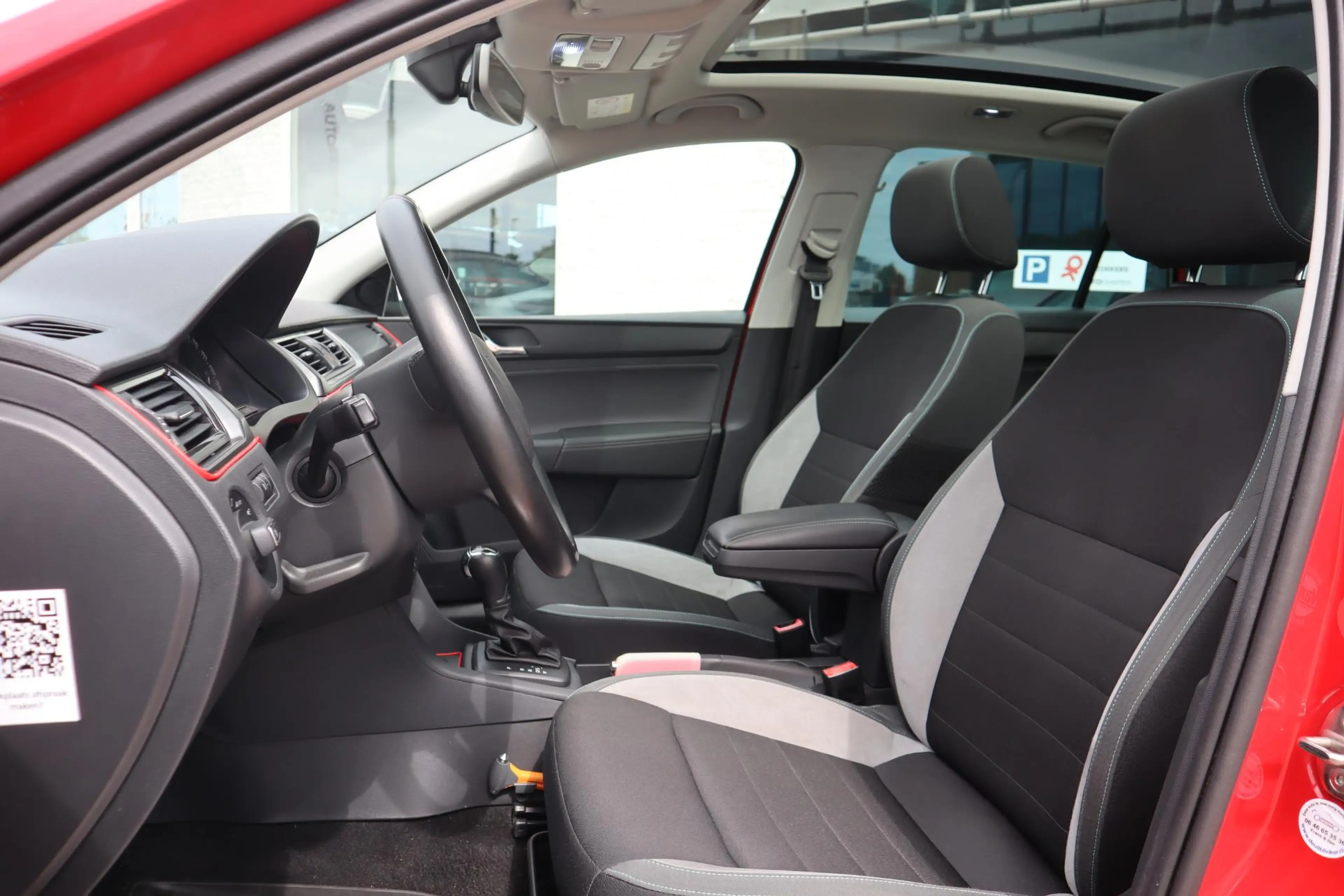 Skoda Rapid/Spaceback SPEEDBACK 1.2 TSI GREENTECH JOY PANORAMADAK|TREKHA — photo 5