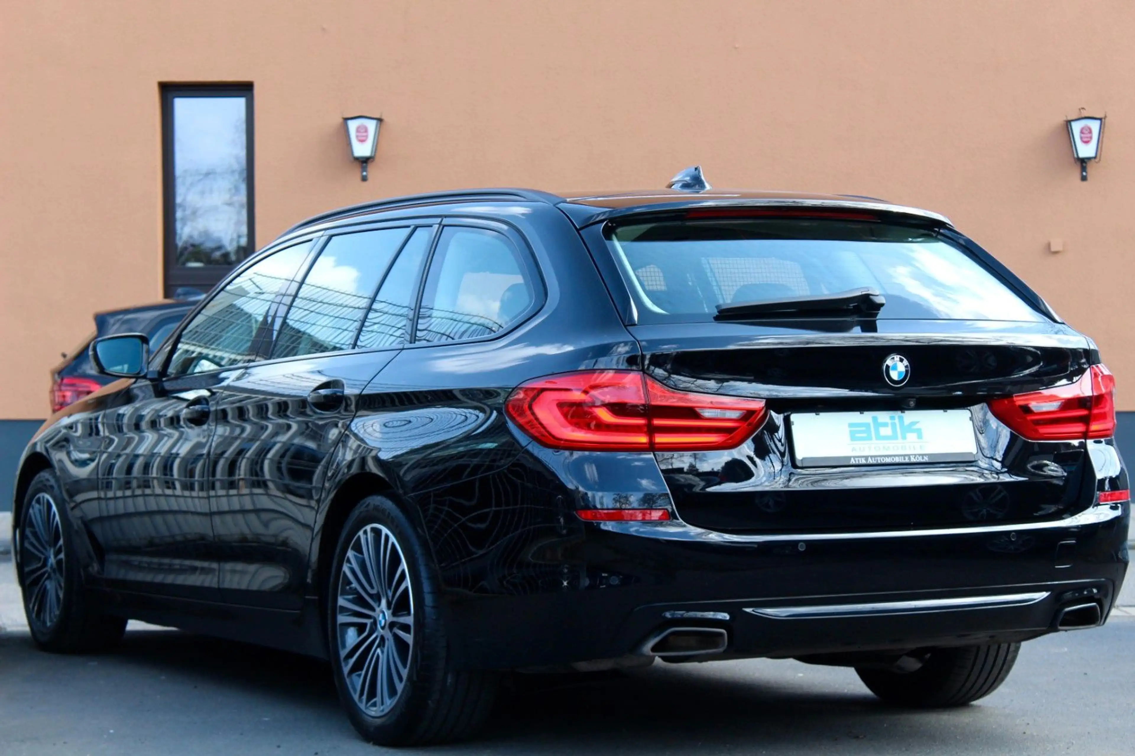 BMW 540 xDr. SPORT 1.HAND LIVE-Cockp NaviPRO H&K KAM — photo 2
