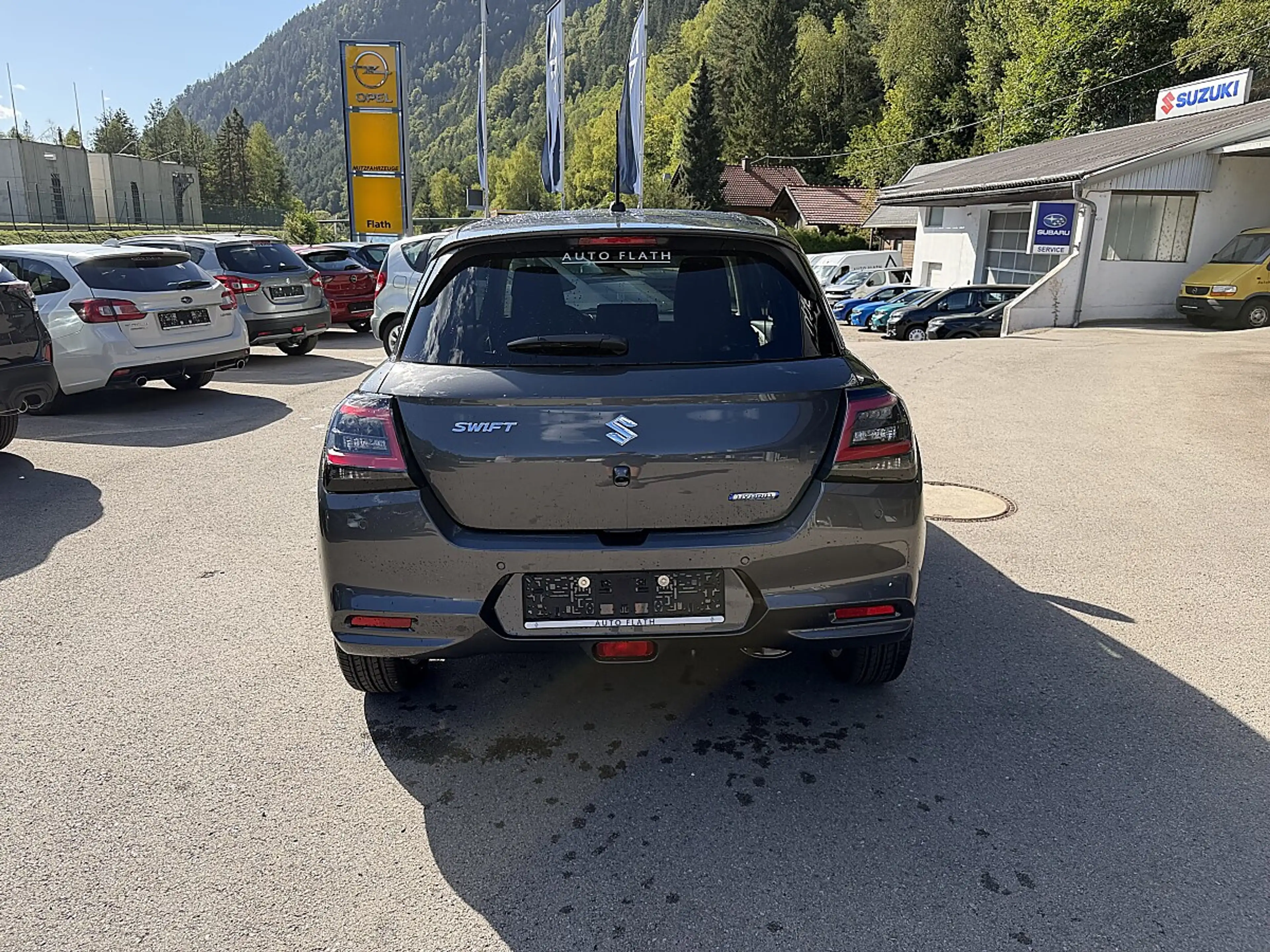 Suzuki Swift 1,2 Hybrid Allgrip Shine — photo 6