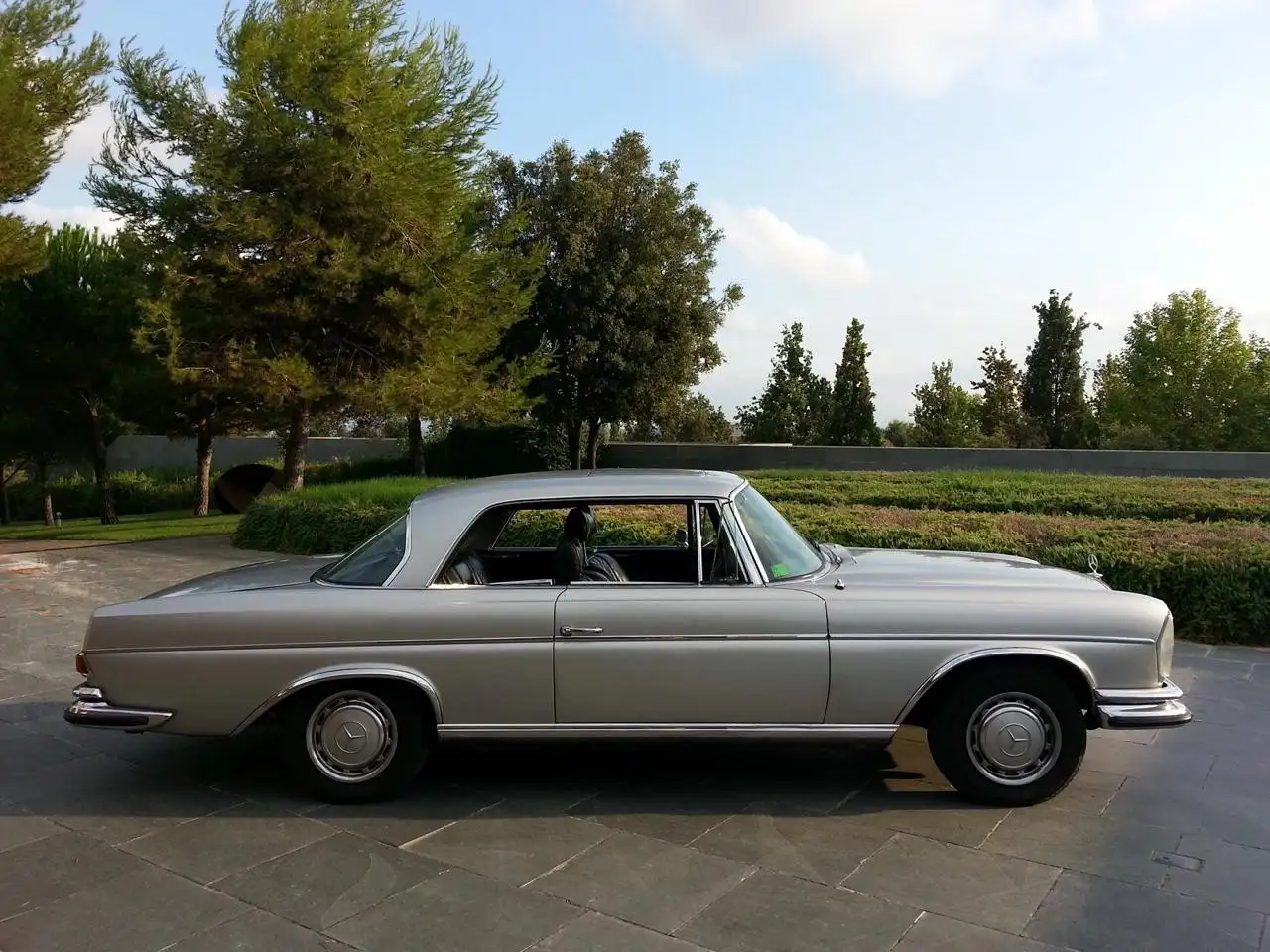 Mercedes-Benz 280 SE 280 3.5 (W111), foto 1