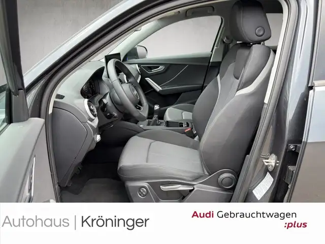 Audi Q2 view 7