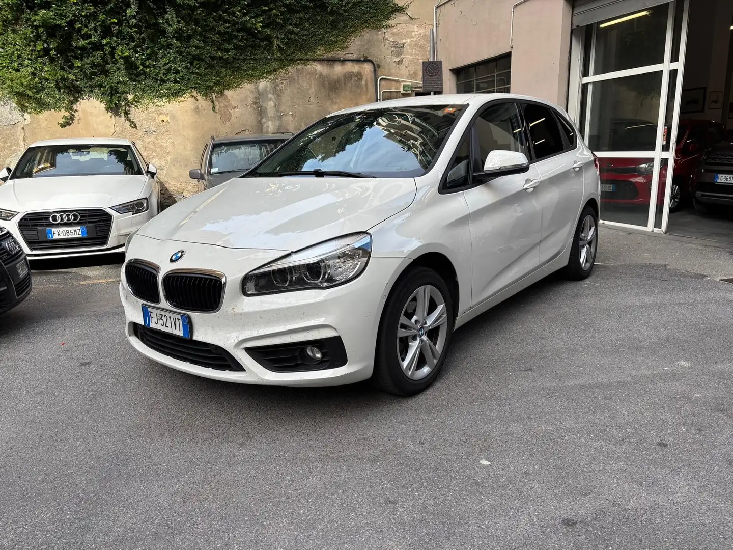 BMW 216 Serie 2 F45 2014 216d Active Tourer Sport auto Blanc - 1