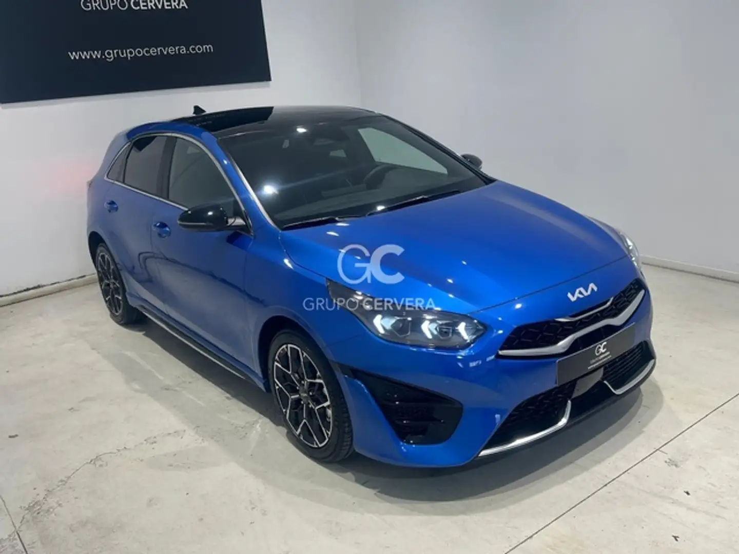 Kia Ceed / cee'd 1.5 MHEV GT-line DCT 140 Azul - 2