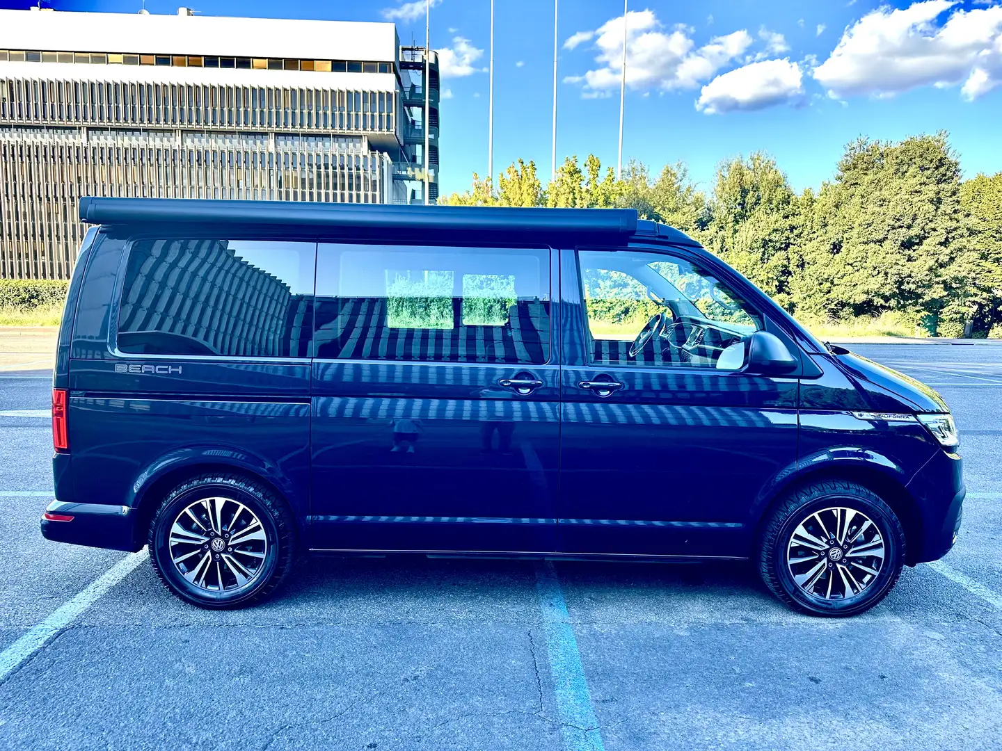 Volkswagen T6.1 California Beach Camper DSG 150CV - 2