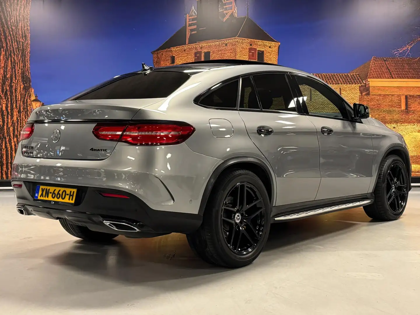 Mercedes-Benz GLE 350 Coupé d 4Matic AMG Aut Panodak HUD Camera Grau - 2