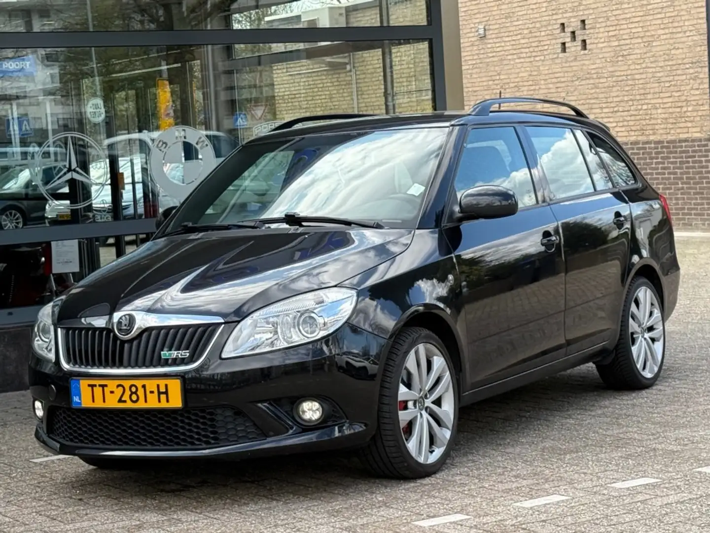 Skoda Fabia Combi RS 1.4 TSI DSG Navi Clima Cruise Negro - 2