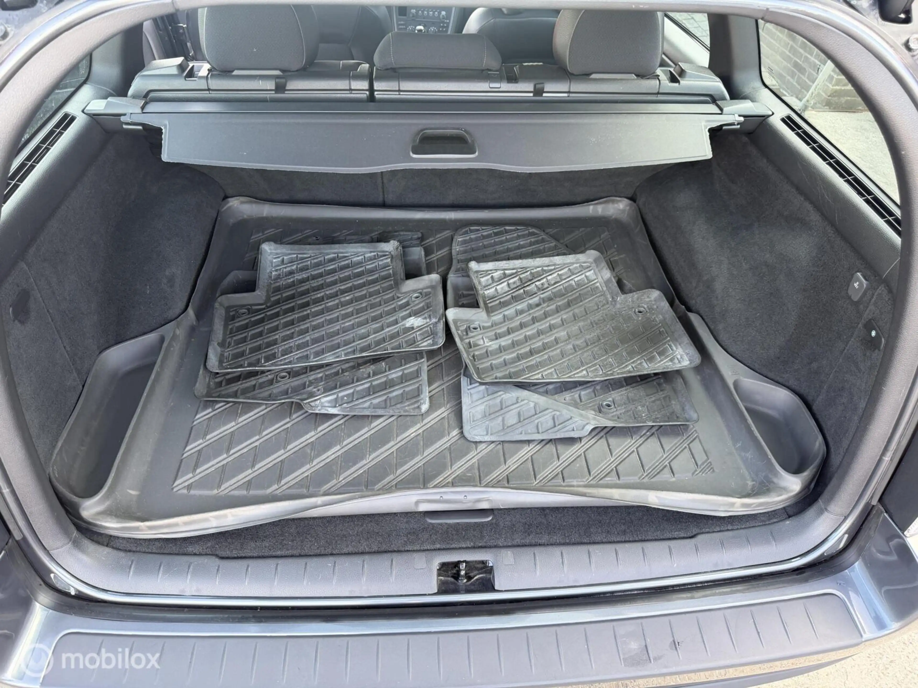 Volvo V70 2.4 Kinetic YOUNGTIMER — photo 6