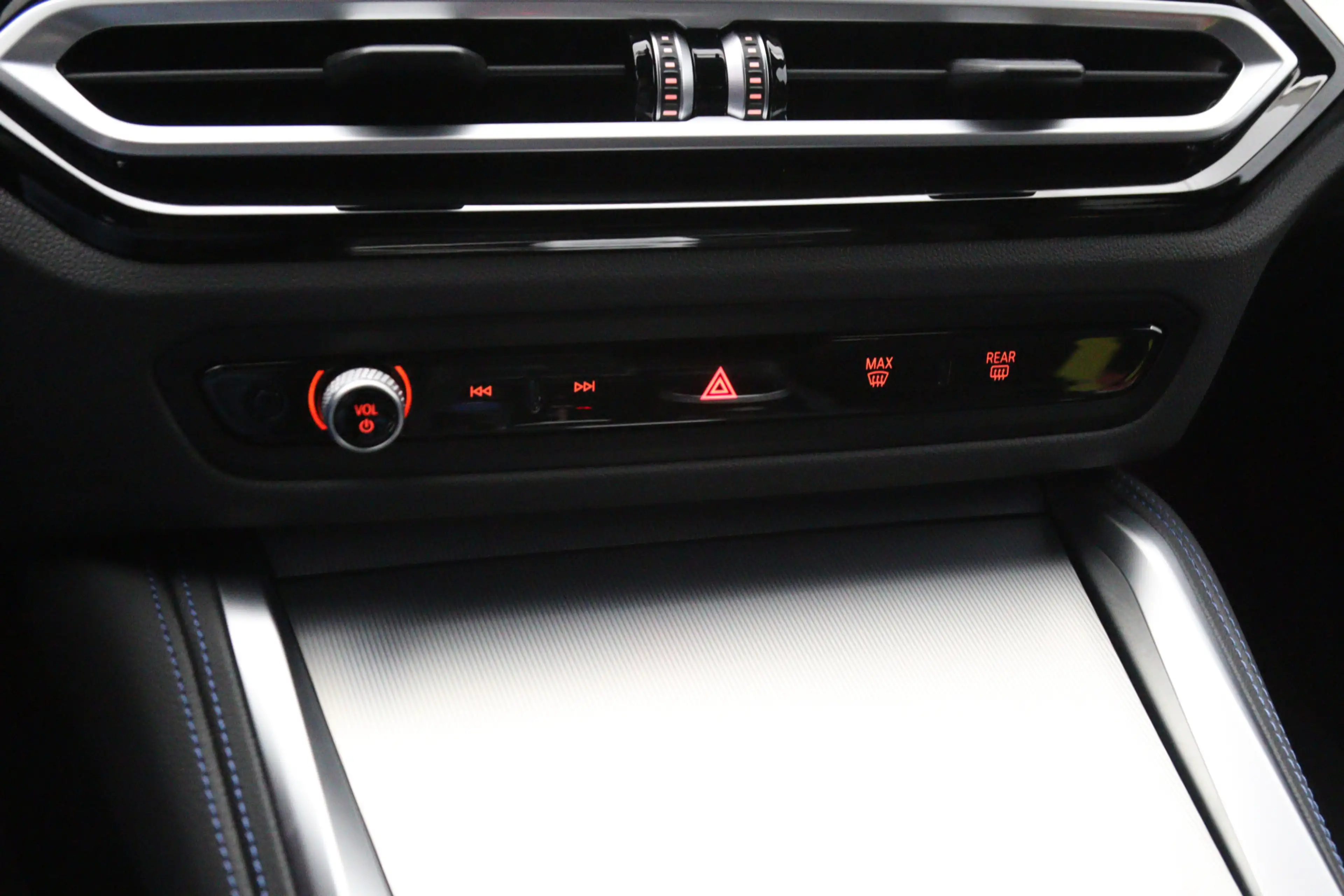 BMW i4 M50 High Executive 84 kWh 544 PK, SOH 96 %, M-Spor — photo 23